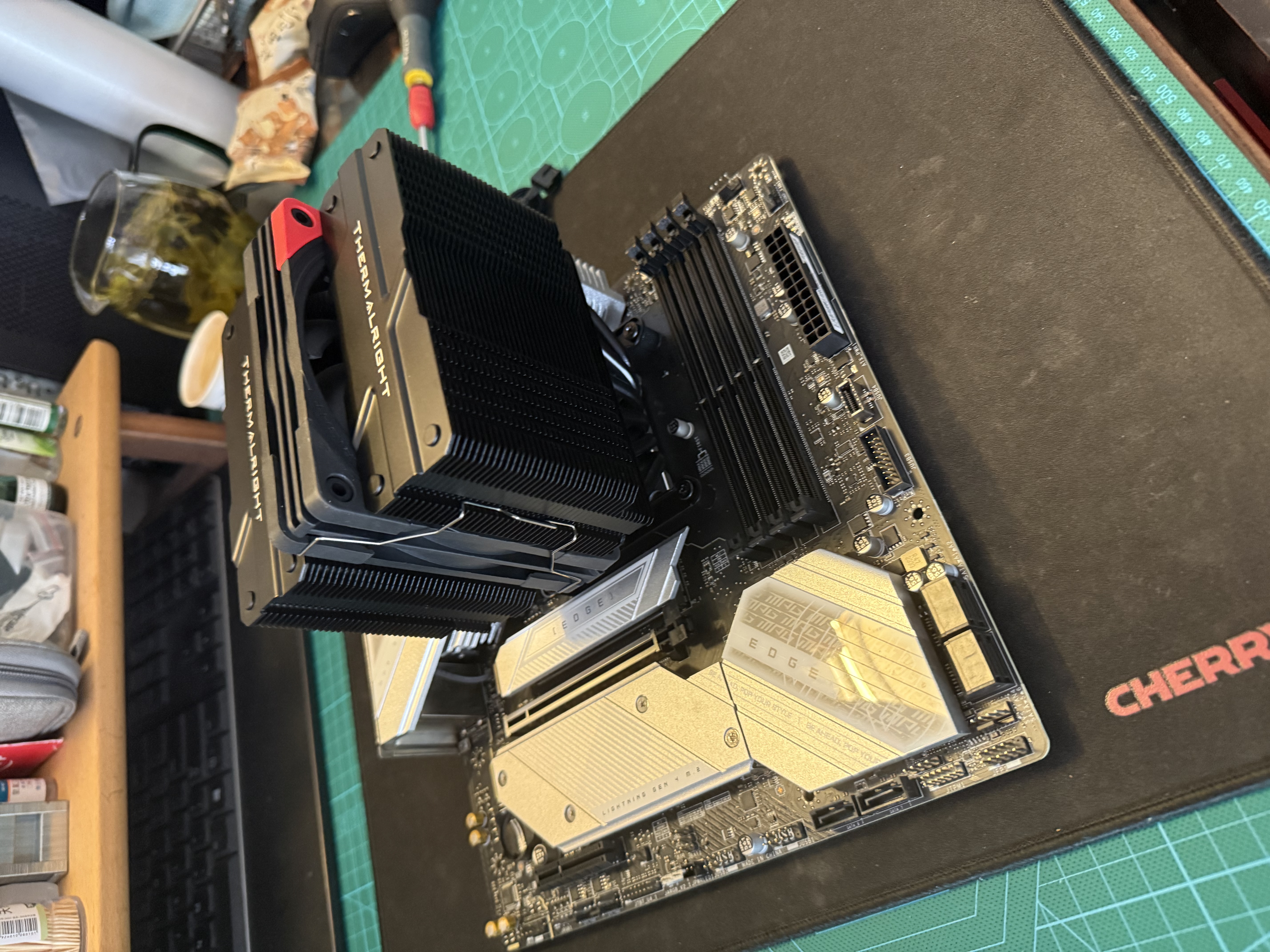利民（thermalright）TL-B12 EXTREM 12CM 工业级风压扇3150转速PWM 双滚珠轴承 三次元动平衡 实拍图