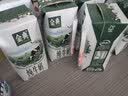 伊利【新鲜日期】金典纯牛奶整箱 200ml*12盒 3.6g乳蛋白端午礼盒 3月 实拍图