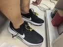 耐克NIKE男子跑步鞋REVOLUTION 7运动鞋春夏款FB2207-001黑白44.5 实拍图
