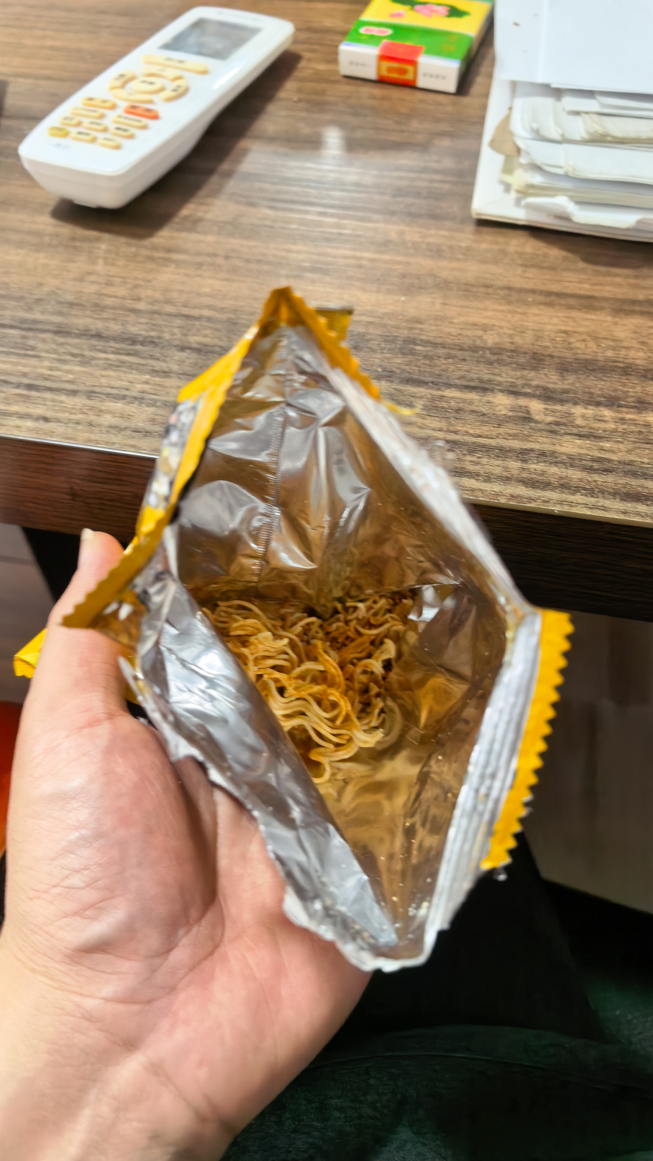 言臣【AR防爆玻璃】适用华为x6/x5手机膜防窥水凝膜外屏华为mate x6手机膜钢化膜典藏版x7防指纹镜头膜 外屏|双片装【防爆超清款】贴膜神器 华为 Mate X7/X7典藏版通用 实拍图