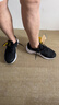 耐克NIKE跑步鞋男子透气宽版REVOLUTION 7运动鞋FB8501-002黑白43 实拍图