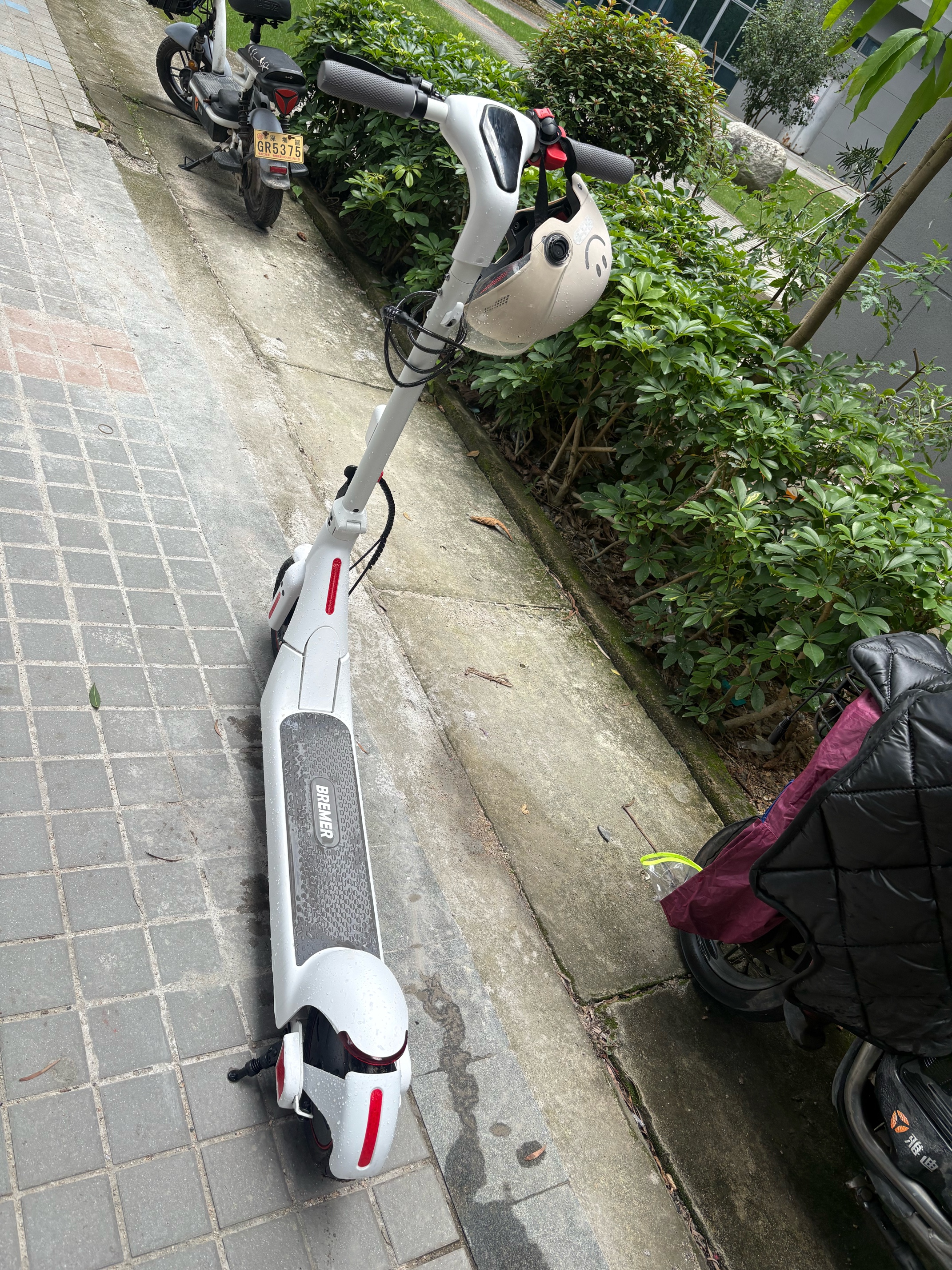 bremer电动滑板车可折叠两轮小型便携电动车成人学生代步车踏板车R2/R3/R6 R6白-续航60公里（限时送座椅） 实拍图