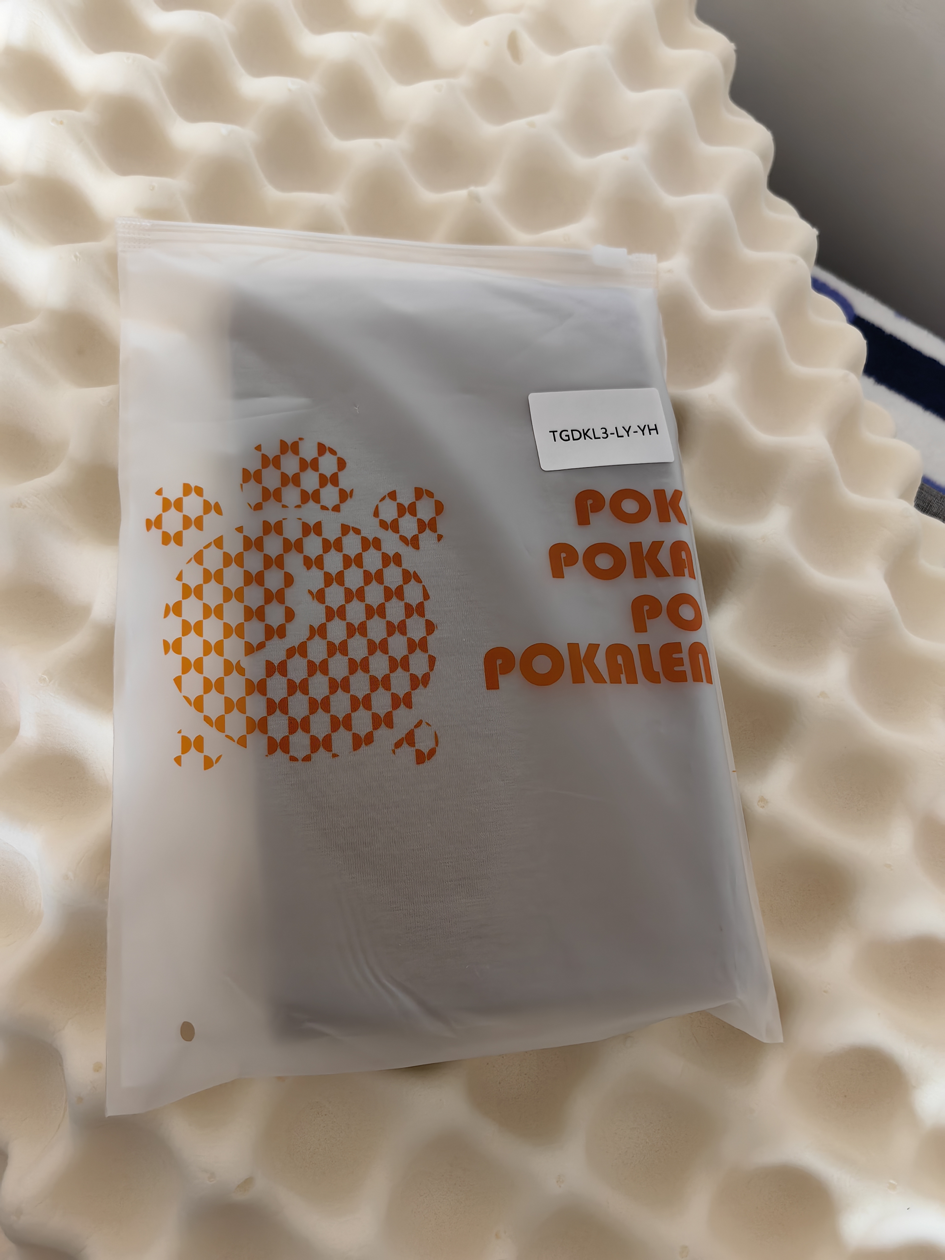 POKALEN乳胶枕 泰国原装进口乳胶枕头 成人颈椎枕芯皇家天然橡胶枕非硅胶 实拍图