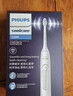 飞利浦（PHILIPS）声波电动牙刷钻石3系Pro生日礼物  情侣款送男生/女友深层清洁 皓月白 HX5272/03 实拍图