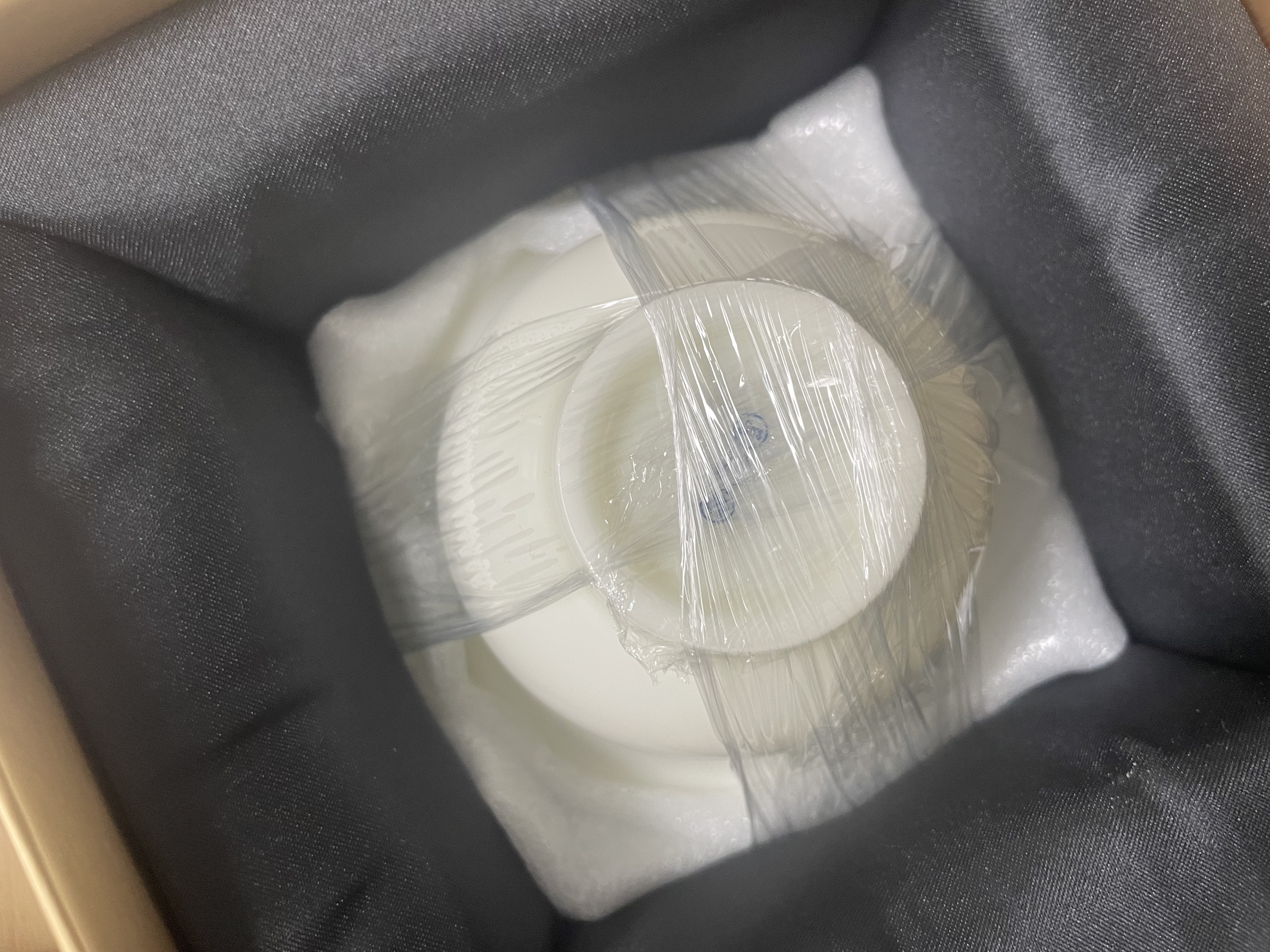 月记窑 “君子如玉”冰种玉瓷三才盖碗 130ml（盖下） 实拍图