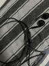 纽曼（Newmine）【TOP榜】NM-LK06 半入耳式线控有线耳机 手机耳机 音乐耳机 3.5mm接口 电脑笔记本手机适用 黑色 实拍图