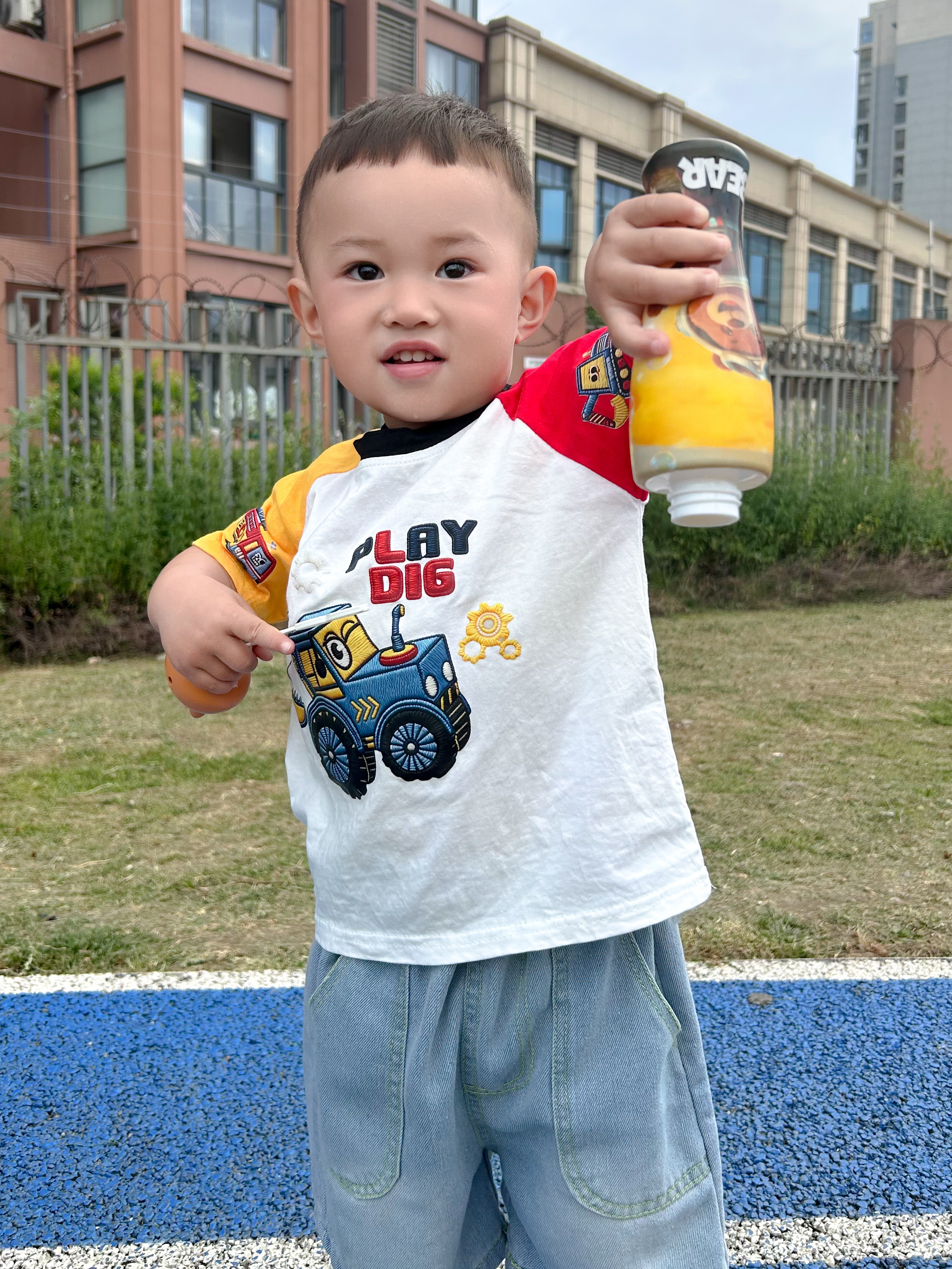 迪漫奇户外玩具不洒漏液泡泡杯吹泡泡水夏日神器儿童无毒手持泡泡棒大号 实拍图