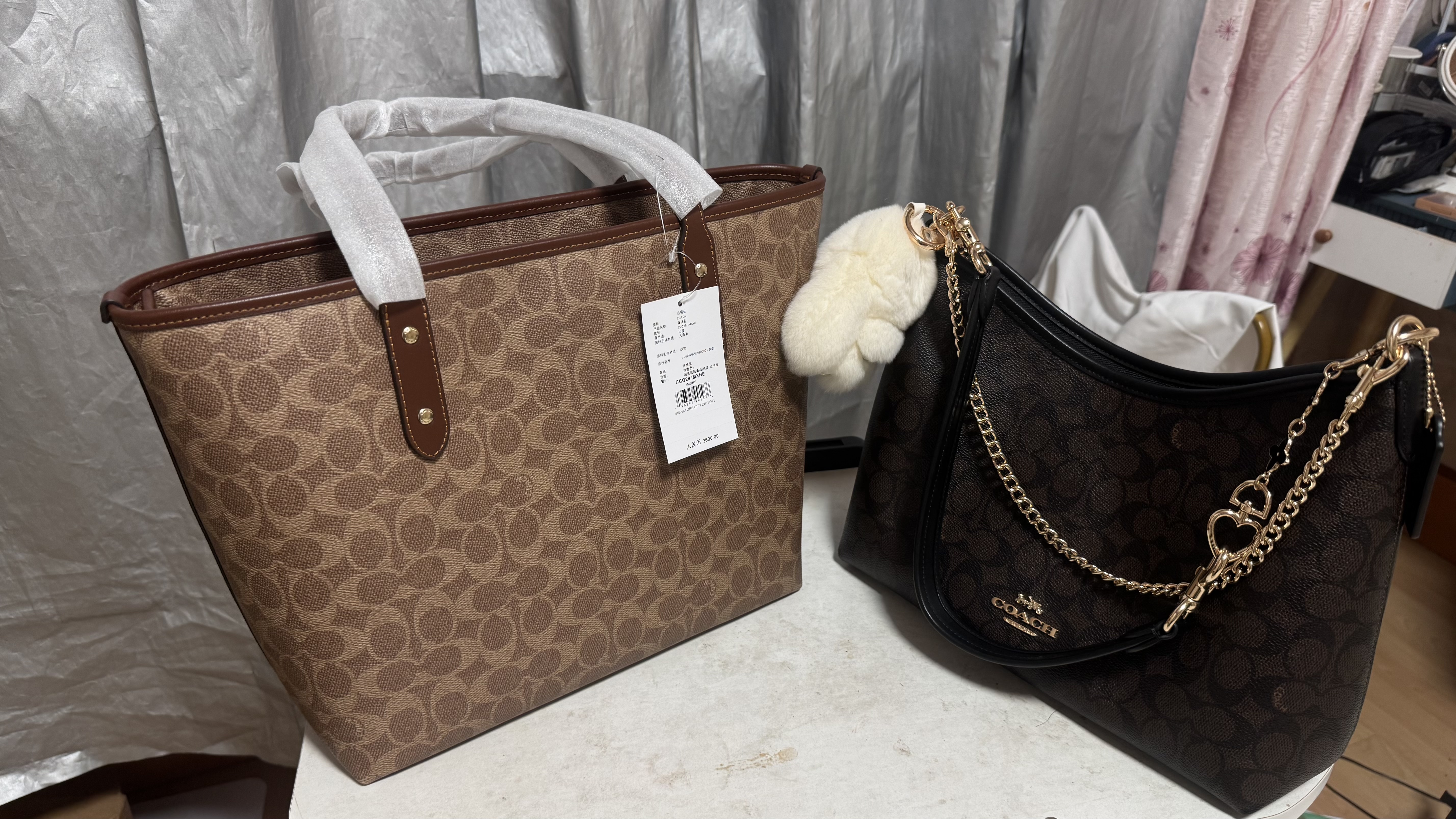 蔻驰（COACH）奥莱女士女包经典标志CITY拉链托特包单肩手提包礼物city30 IM/棕黄色/棕色（新版） 实拍图