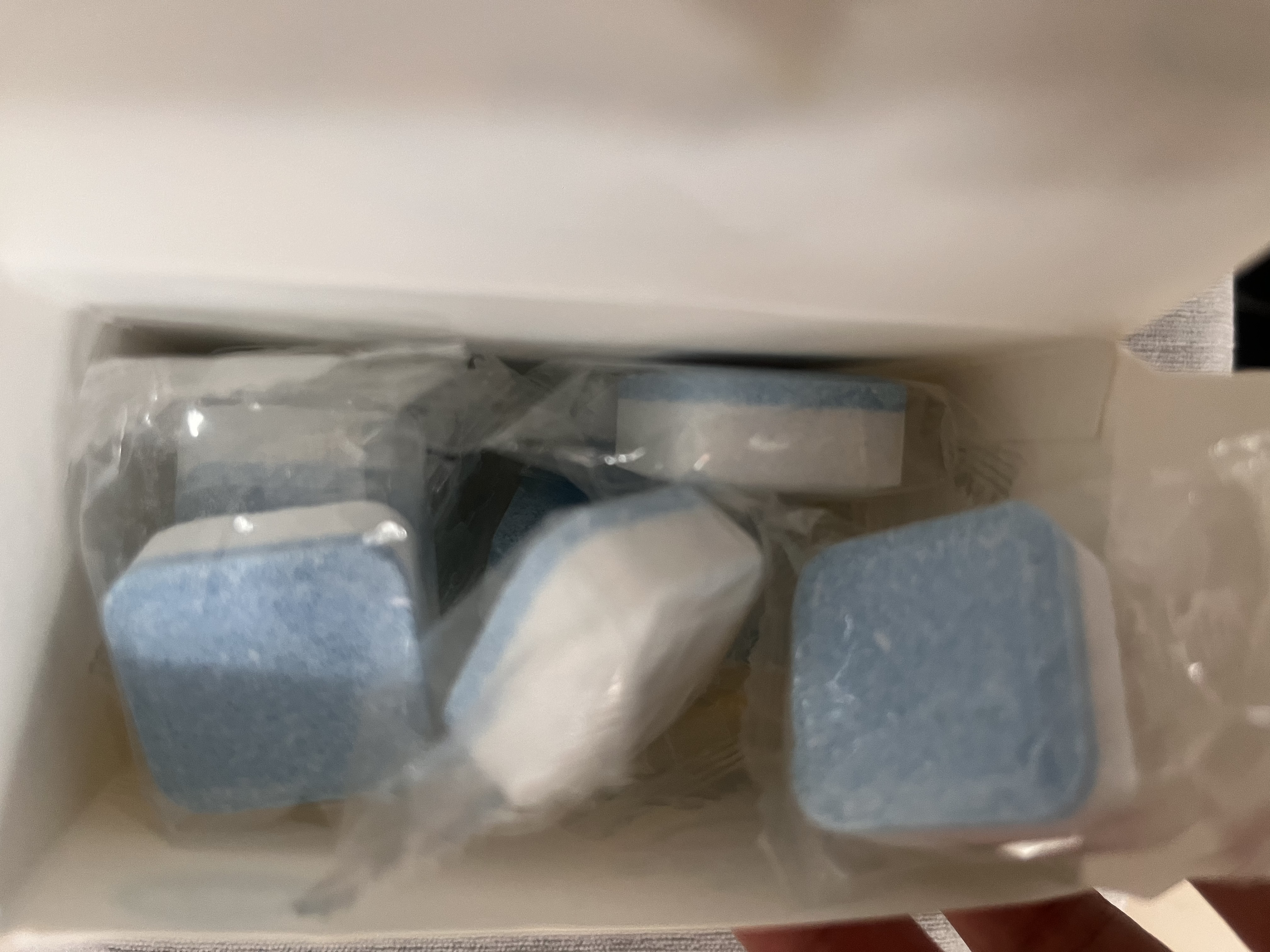 亮洁诗洗衣机槽清洁泡腾块15g*12波轮滚筒洗衣机内胆清洁剂清洗剂除垢剂 1盒12块装 实拍图