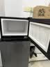 志高（CHIGO）小冰箱迷你小型家用冷藏冷冻两用宿舍出租房用双门办公室电冰箱节能省电 【一级能效】76L灰色【全国联保丨节能省电】 实拍图