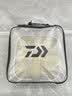 达亿瓦（DAIWA）25新款 一击迷你鱼护 台钓方形防挂鱼护休闲野钓网兜钓鱼鱼笼用具 26cm 2.5m 加长版-方形鱼护 实拍图