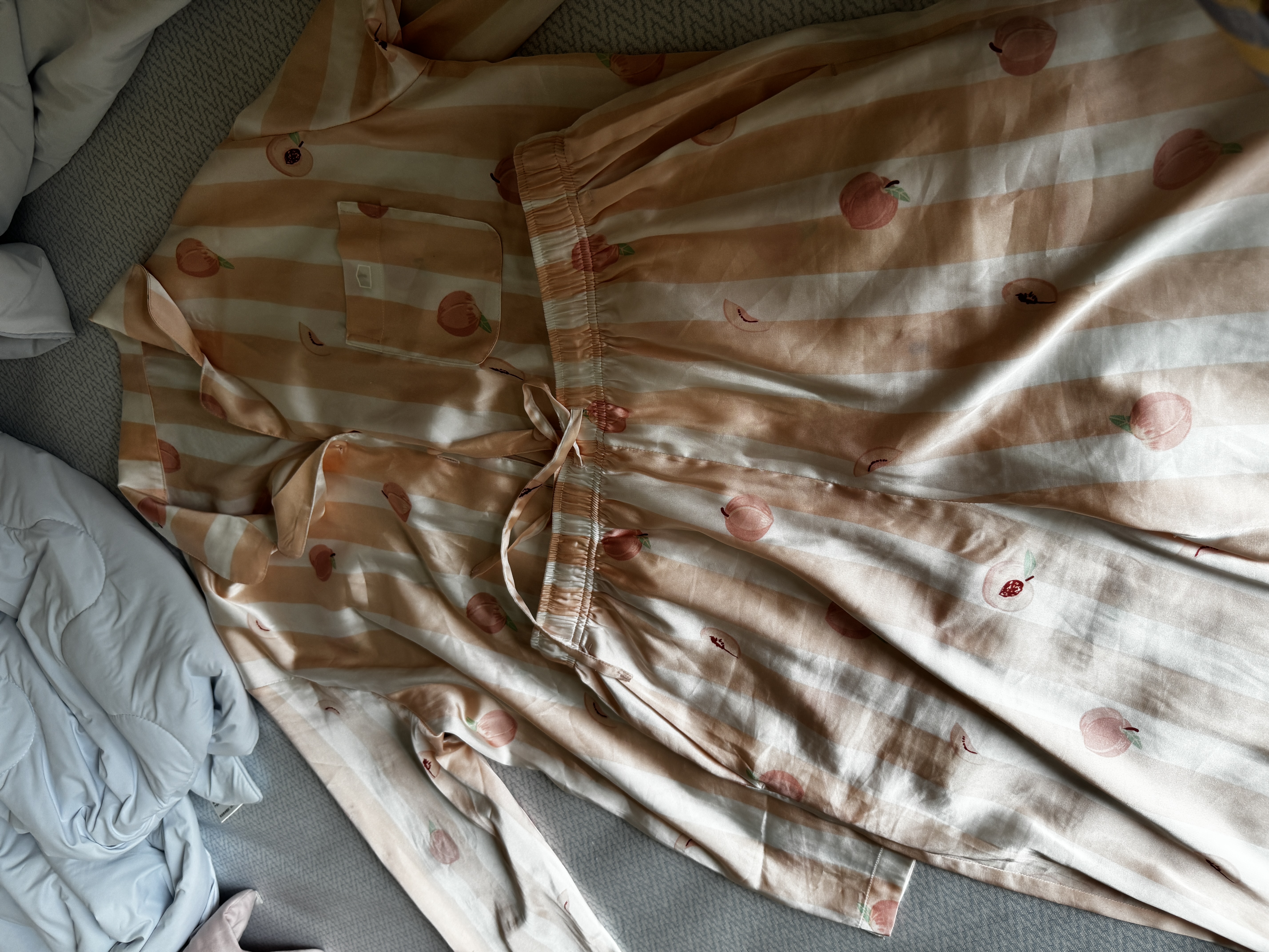 蕉内515H好好吃睡衣女士丝质缎面丝滑光泽印花短袖可外穿情侣家居服女 实拍图