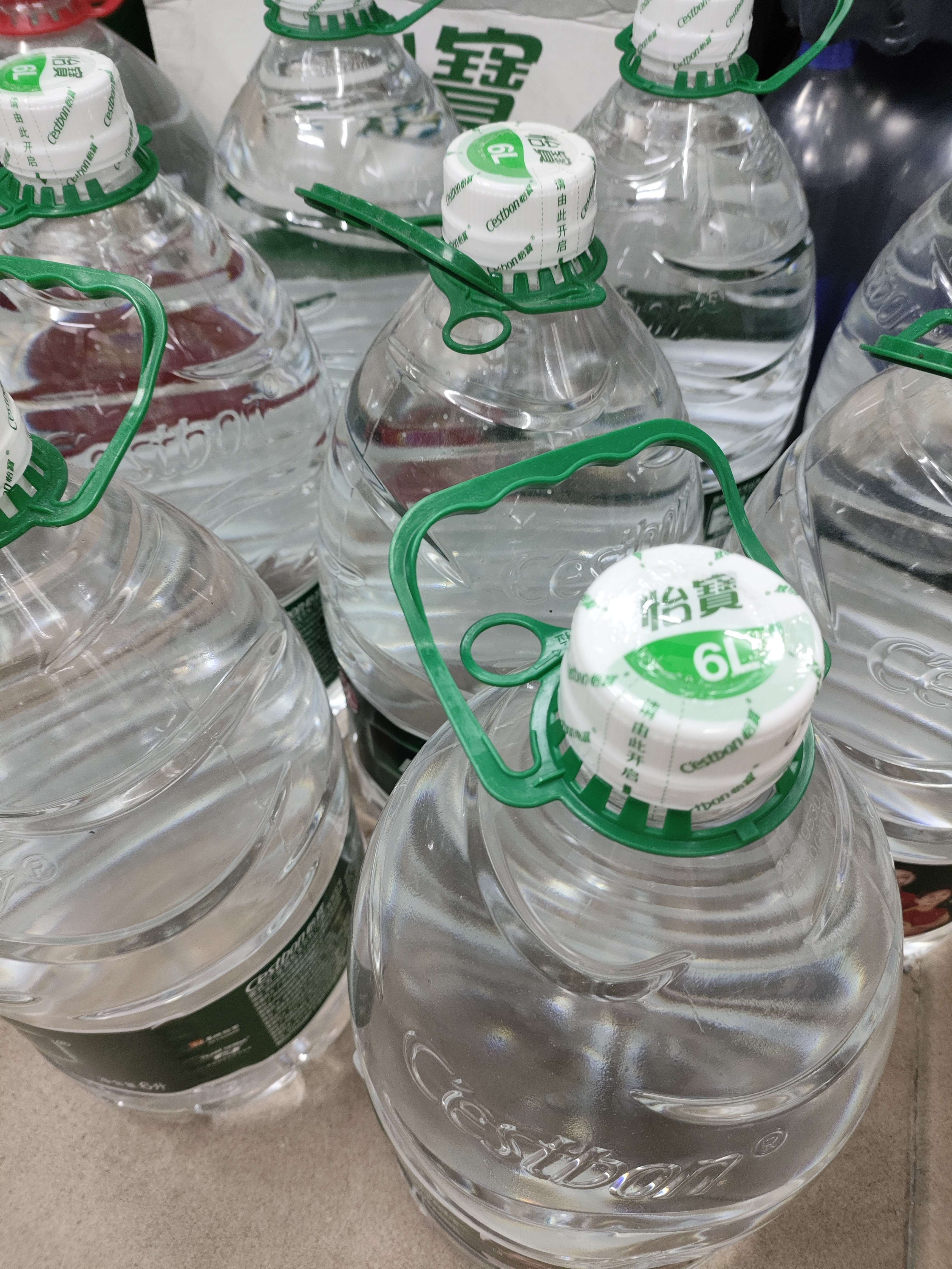 怡宝 饮用水 饮用纯净水1.55L*12瓶 整箱装 实拍图