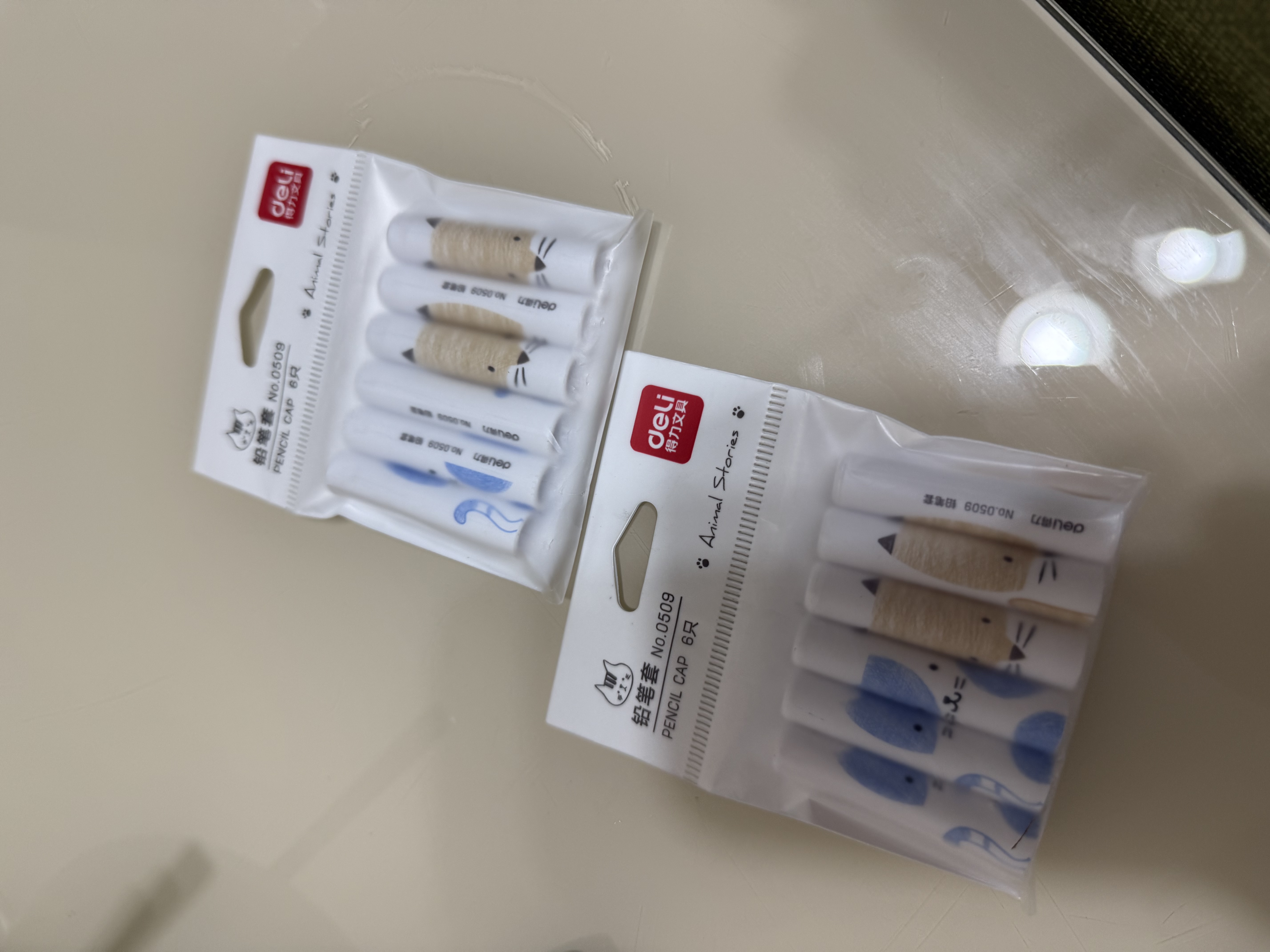 得力（deli）6支装铅笔套 可爱图案铅笔延长器 抗震耐摔防断铅 安全气孔设计 0 颜色随机高考祝福礼物 实拍图