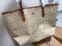 蔻驰（COACH）【品牌直供】CITY女士大号托特包单肩手提包5696礼物 实拍图