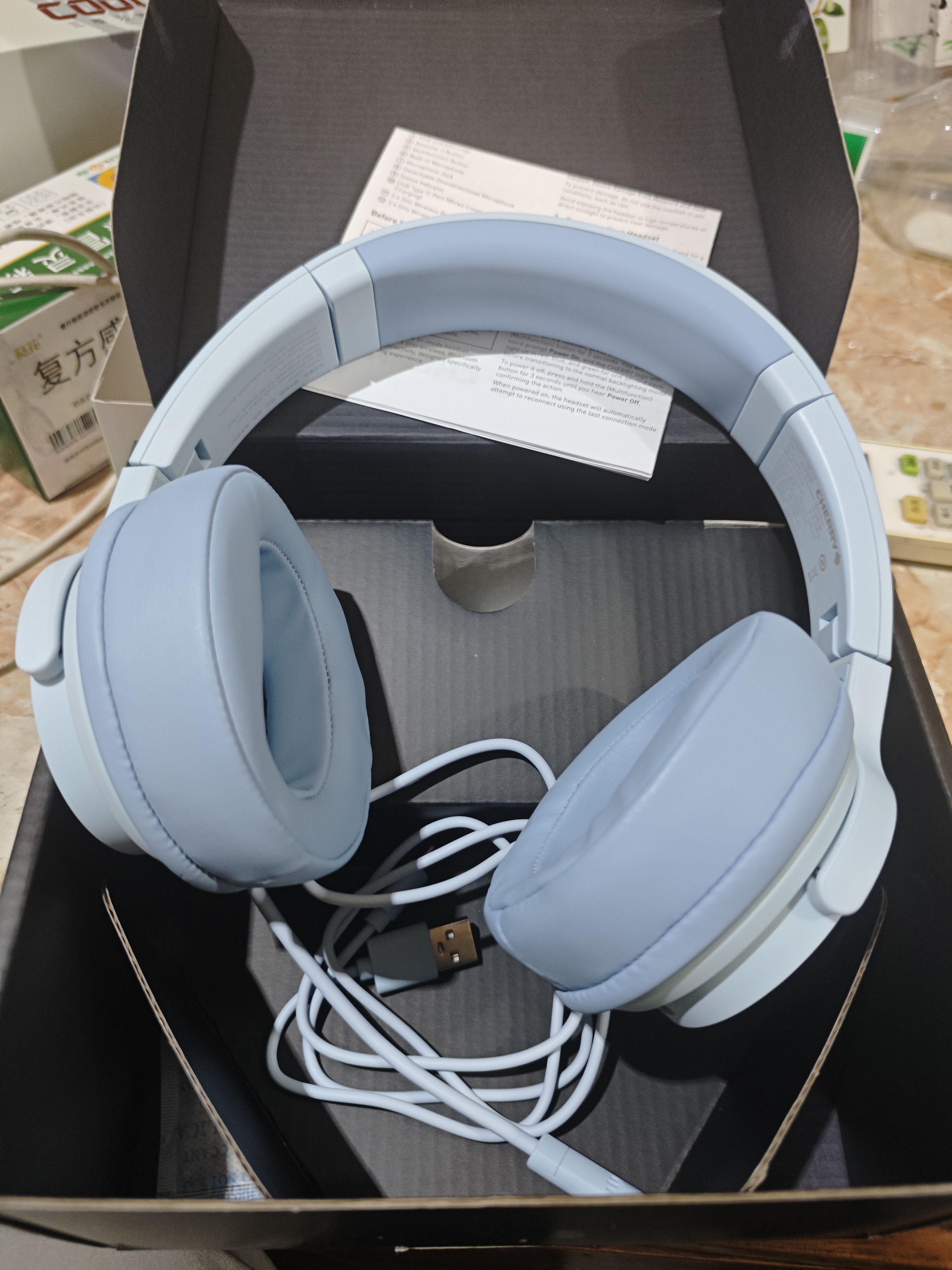 CHERRY樱桃 HW2.2头戴式电竞耳机 三模无线7.1环绕音 FPS听声辨位 冬晴蓝 吃鸡无畏契约三角洲行动 价保 实拍图