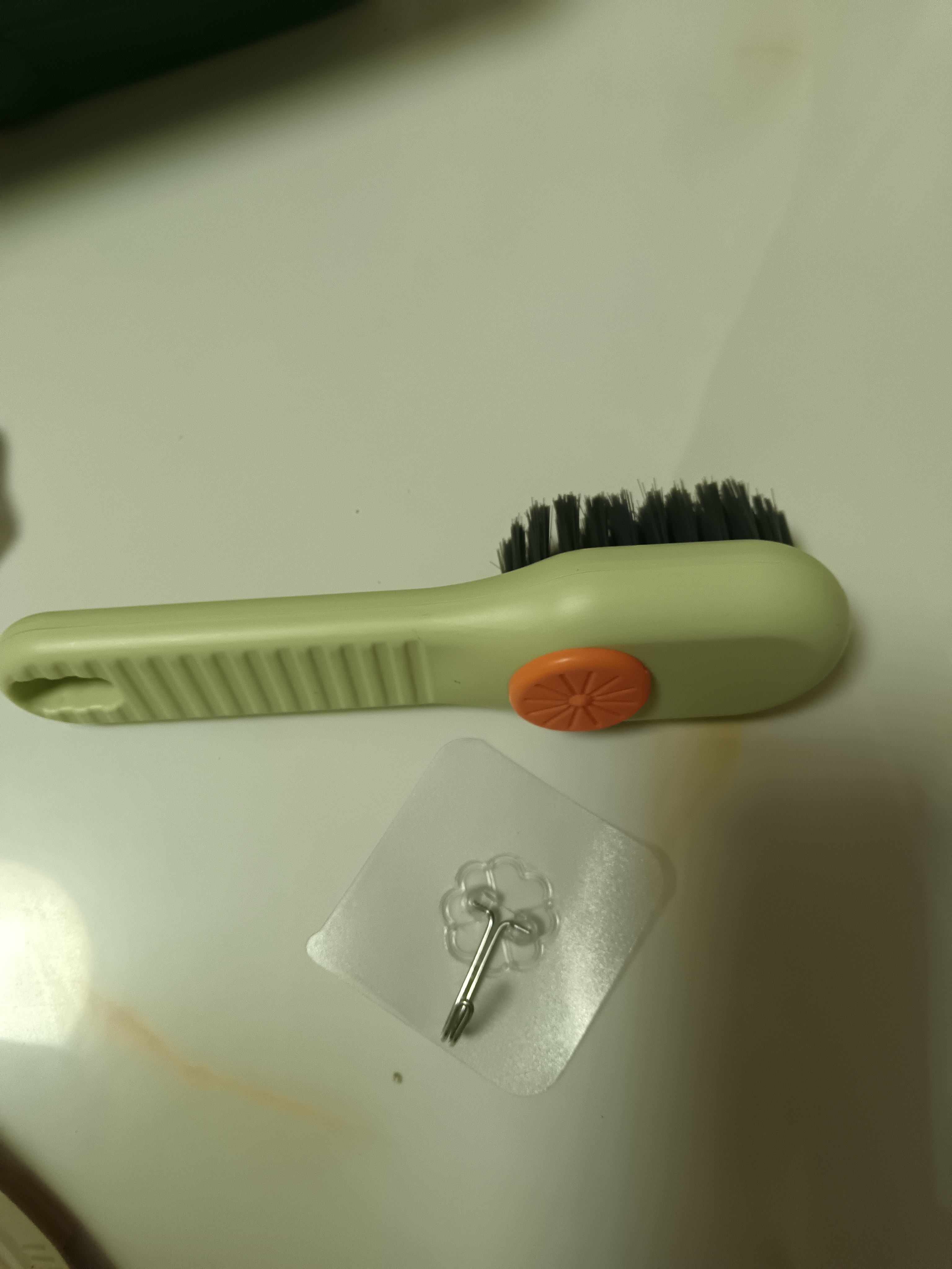 加液鞋刷居家多功能加液鞋刷家用按压式软毛洗衣清洁洗鞋刷不伤 绿色鞋刷【单个装/送挂钩】 实拍图