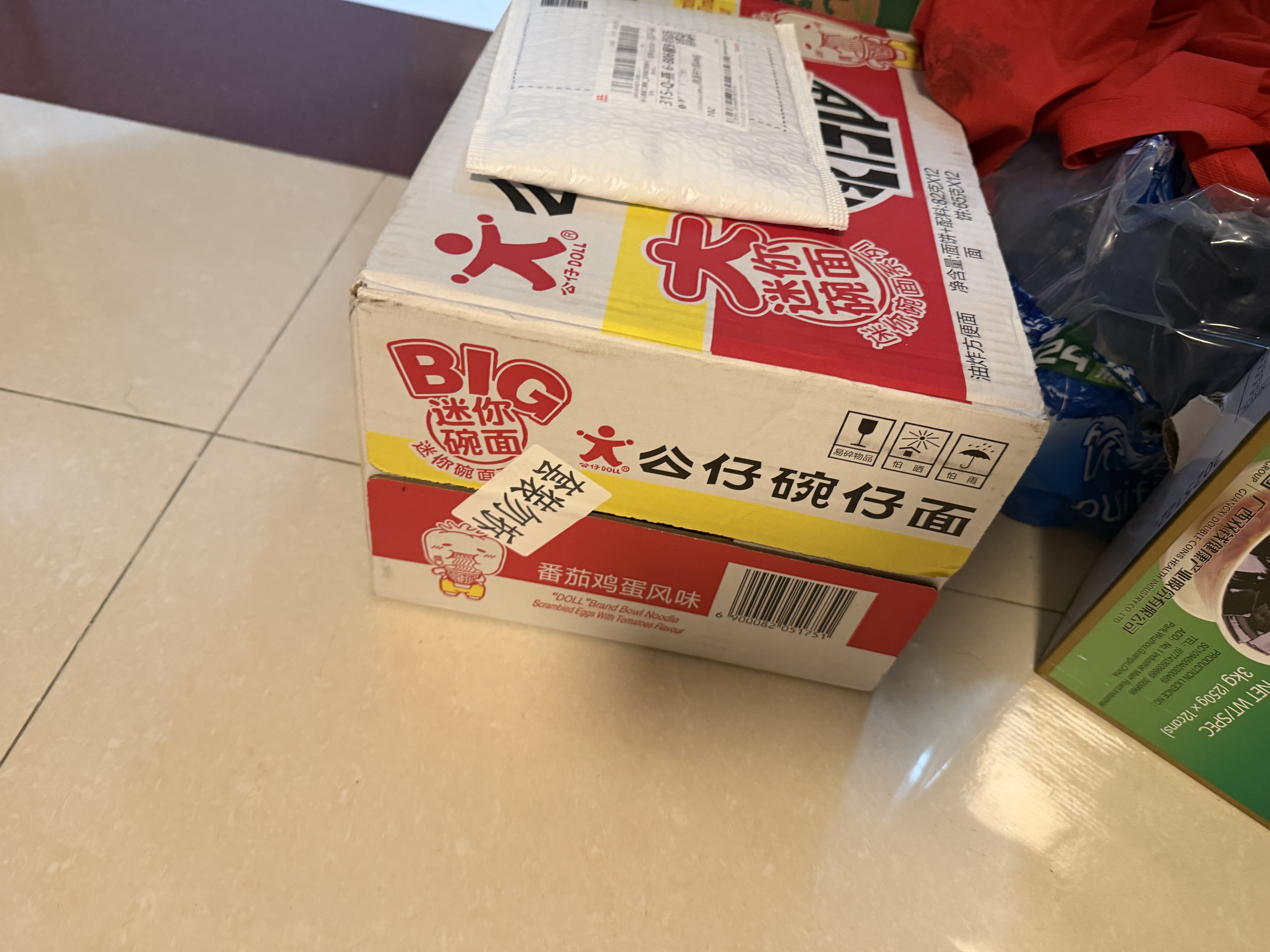公仔 大碗仔面番茄鸡蛋味 82g*12桶 方便面零食泡面拌面 实拍图