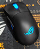 ROG月刃2RGB 无线三模 游戏鼠标 AimPoint Pro传感器 支持无线8K 轻量化设计 三区RGB灯效 暗夜黑 实拍图