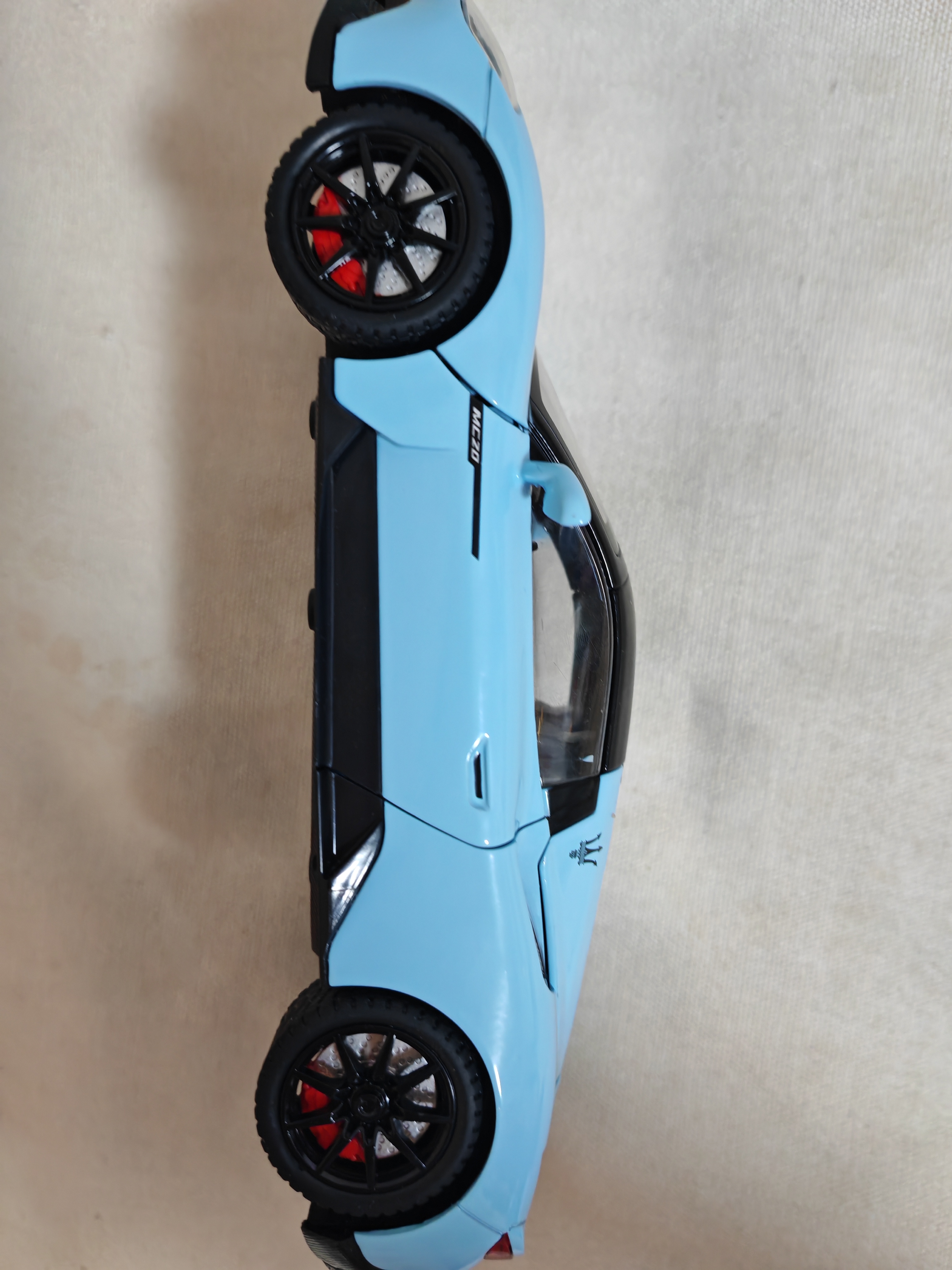 驰誉模型 1:24玛莎拉蒂MC20跑车玩具仿真合金车模汽车模型玩具男孩礼物 实拍图
