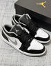 Jordan男休闲鞋乔丹AJ1