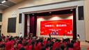 易利丰（elifo）送36贴纸 中国国庆小国旗手持小红旗手摇旗杆8号100面带杆14*21cm小五星红旗帜小旗子装饰儿童手拿 实拍图
