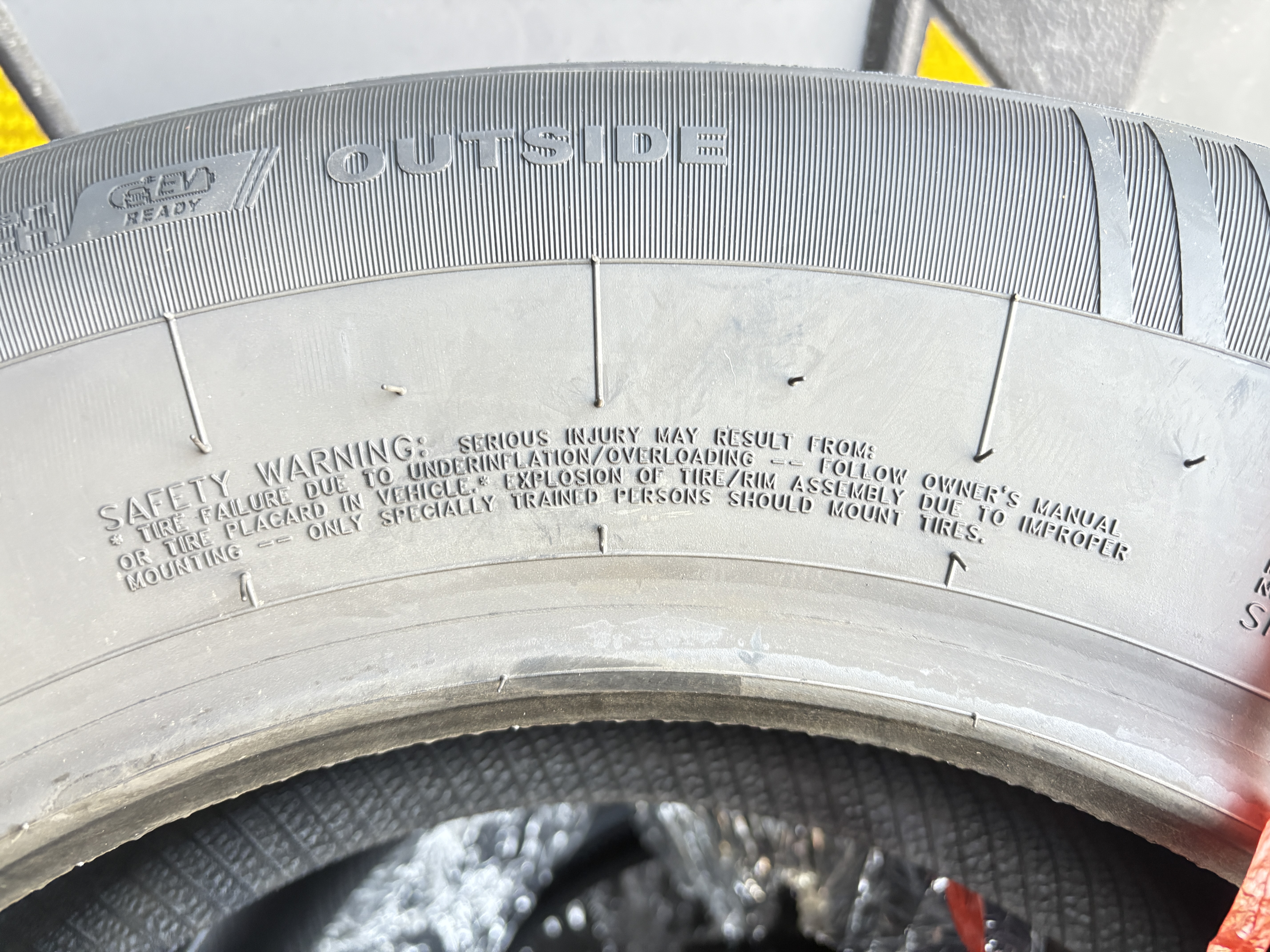 佳通轮胎（Giti）215/65R16 98H GitiSynergy H2 适配 大众途观/奇瑞瑞虎/现代途胜 实拍图