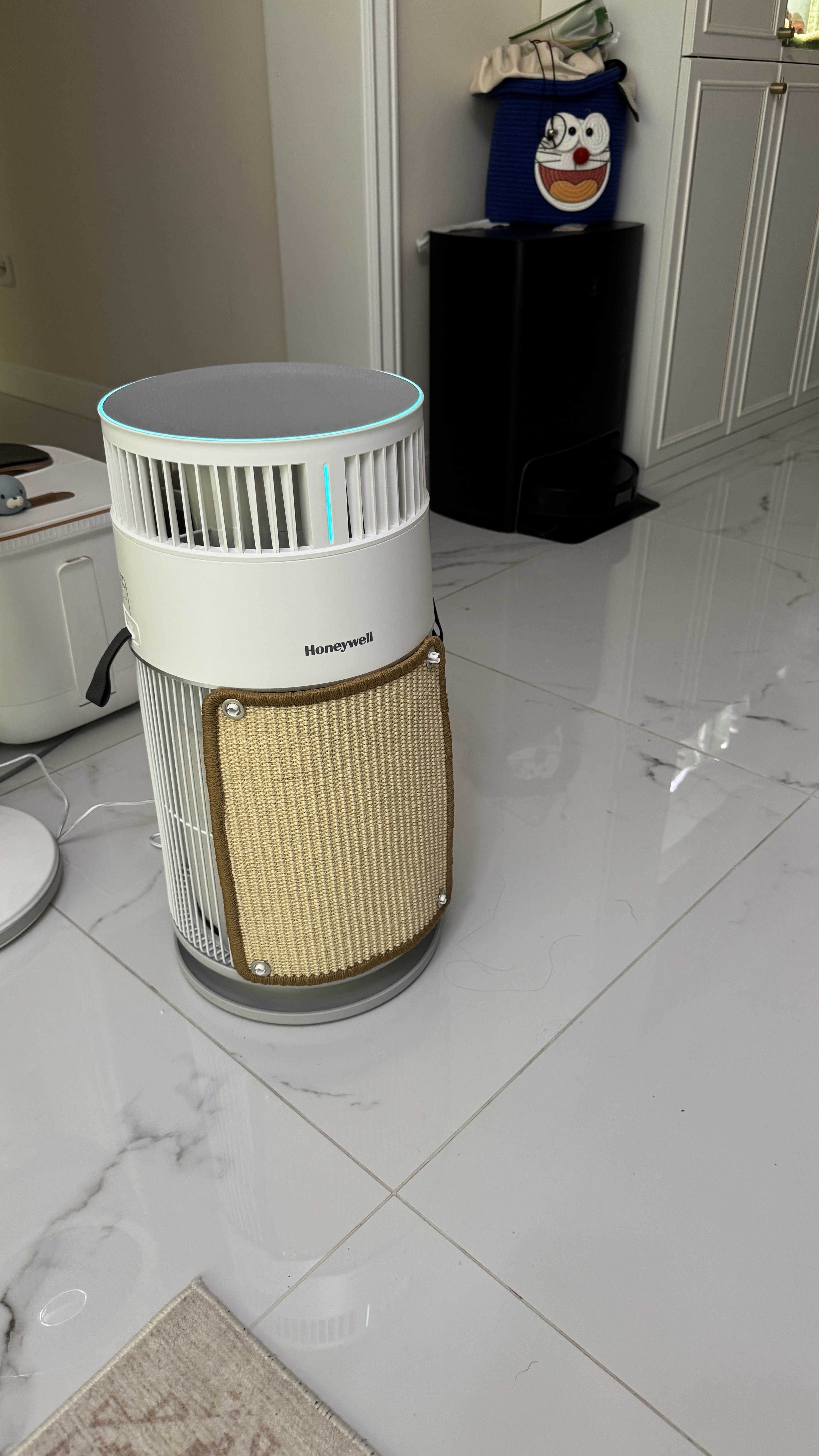 霍尼韦尔（Honeywell）宠物空气净化器H-Cat 家用家庭空气净化器宠物吸猫毛负离子净化机 除过敏原除异味消毒空气过滤器 KJ360F-C22W 实拍图