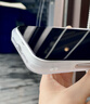 绿联【无黑边不挡屏】适用苹果17/16Pro钢化膜iPhone17/16Pro手机膜无边高清防摔防爆保护膜 2片装 实拍图