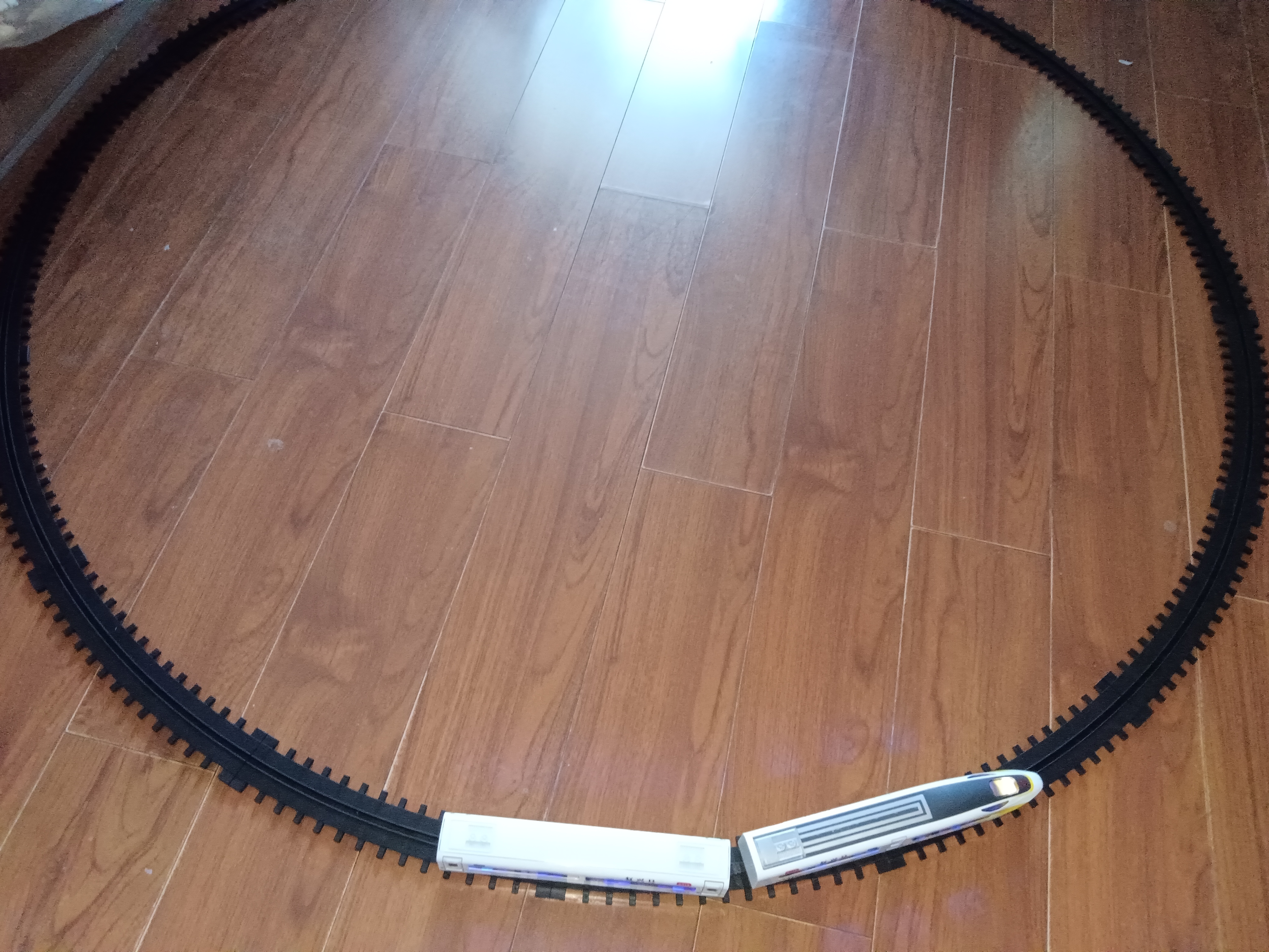活石带轨道火车玩具3-6岁合金复兴号高铁玩具大号火车玩具男孩生日礼 【9米椭圆+环形轨道】遥控合金车厢+磁吸+真人语音 男生生日礼物男孩玩具3-6岁超大号小火车磁吸轨道车 实拍图