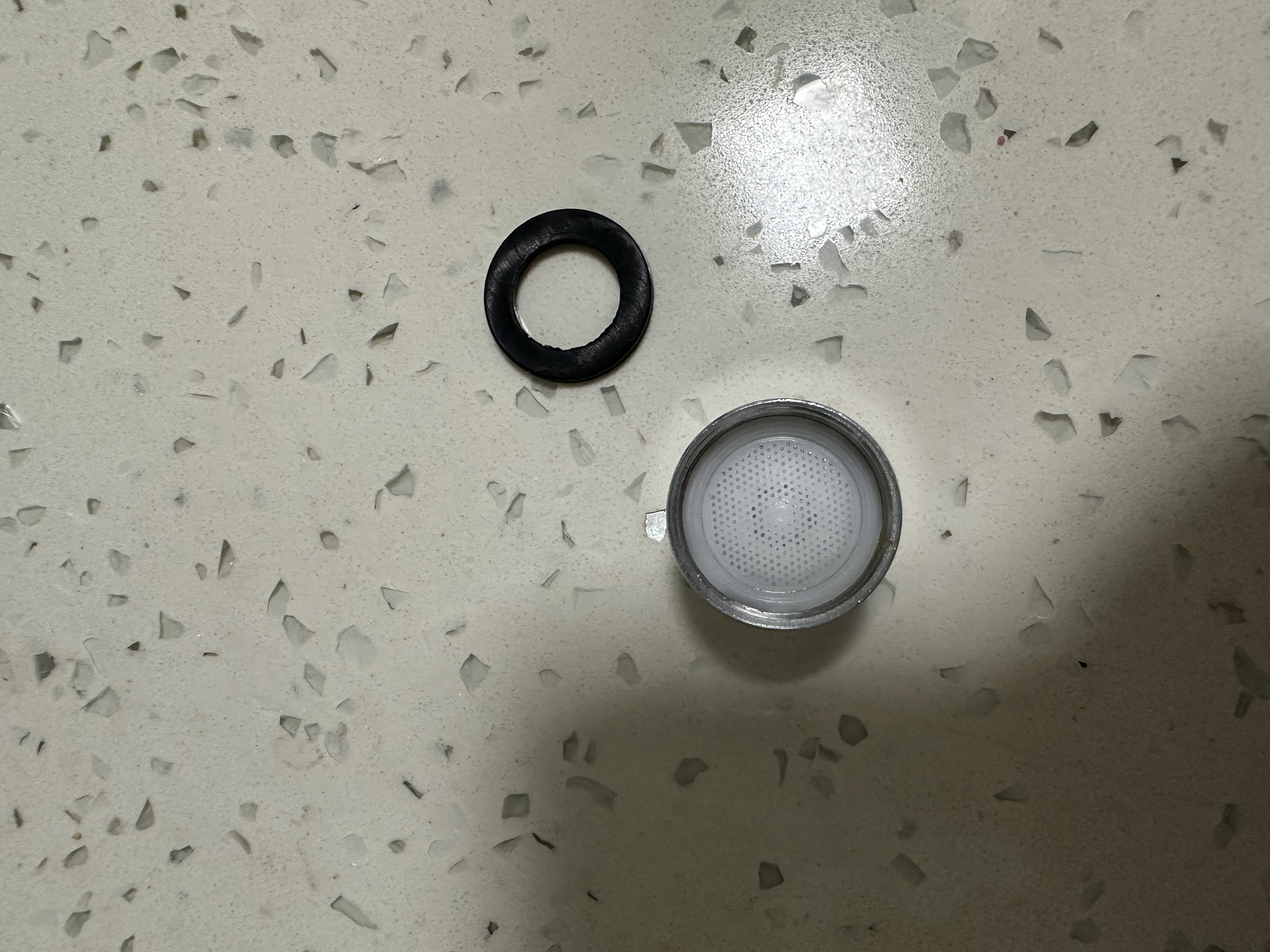 一靓水龙头防溅头起泡器内芯过滤网嘴发泡器冷热水通用M22内丝2个装 实拍图