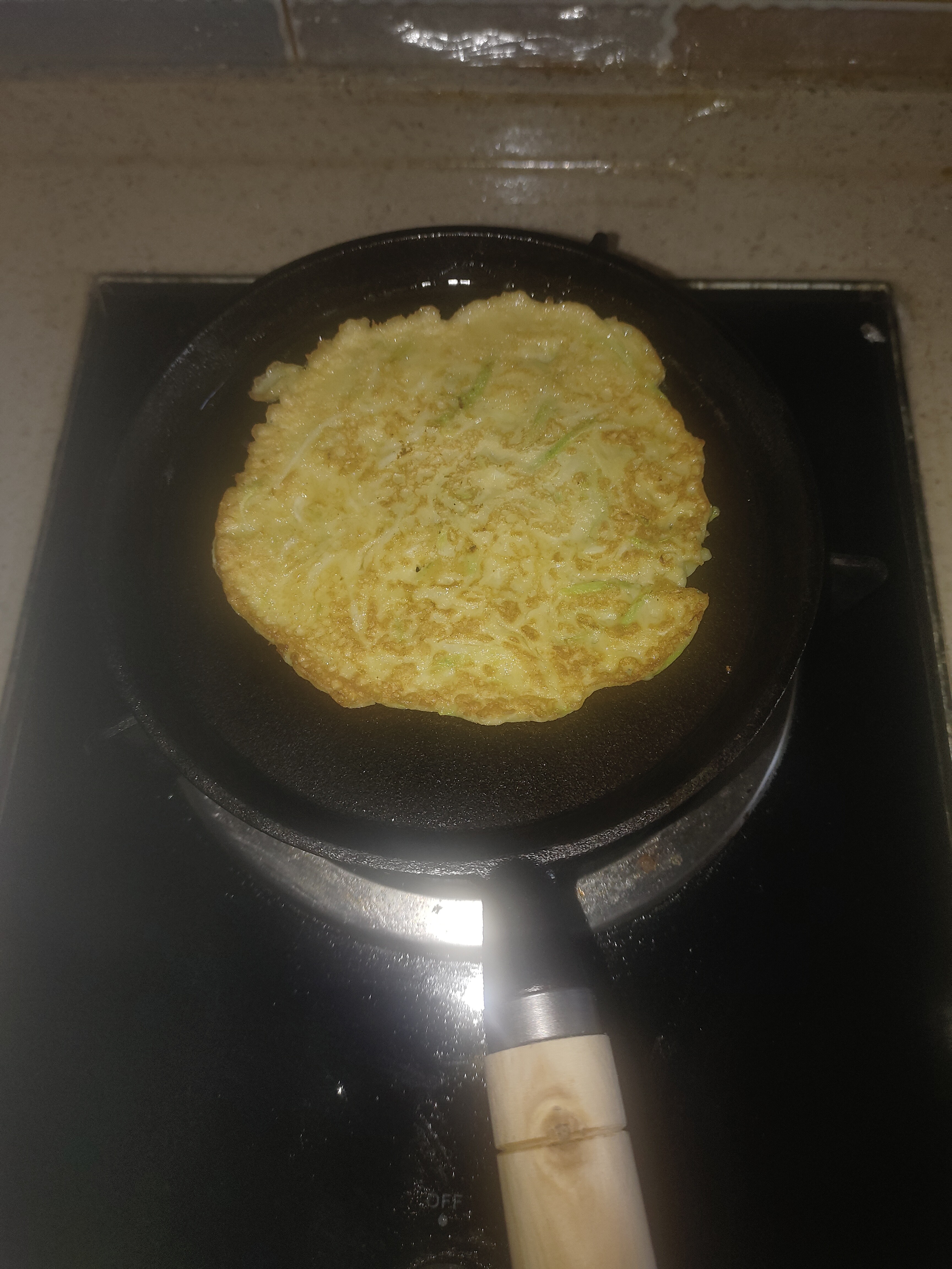 加厚铸铁平底锅家用无涂层烙饼锅手抓饼不粘煎锅摊煎饼果子工具 木柄煎锅 单锅 20cm 加厚无涂层 实拍图