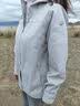 迪卡侬（DECATHLON）户外硬壳冲锋衣女款春秋登山服防风防水夹克风衣运动外套MH150 薄雾紫 L 实拍图