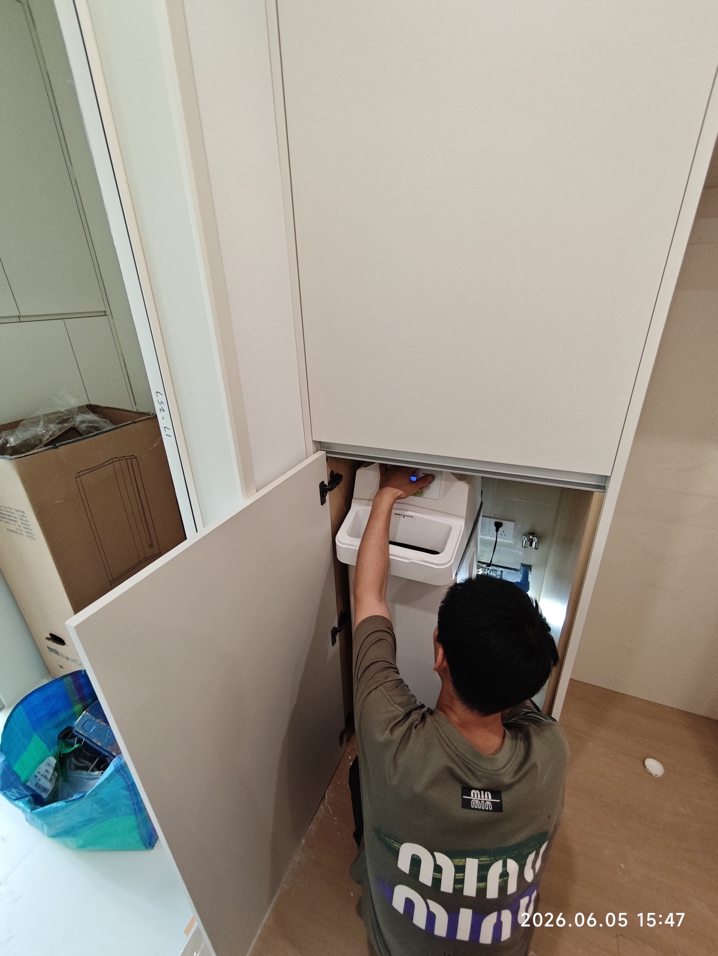 小鱼儿中央软水机家用小型厨下式 全自动前置全屋净水软水机系统大流量套装 软化水除垢净水器设备过滤器 RS700软水机3.5T/H 实拍图
