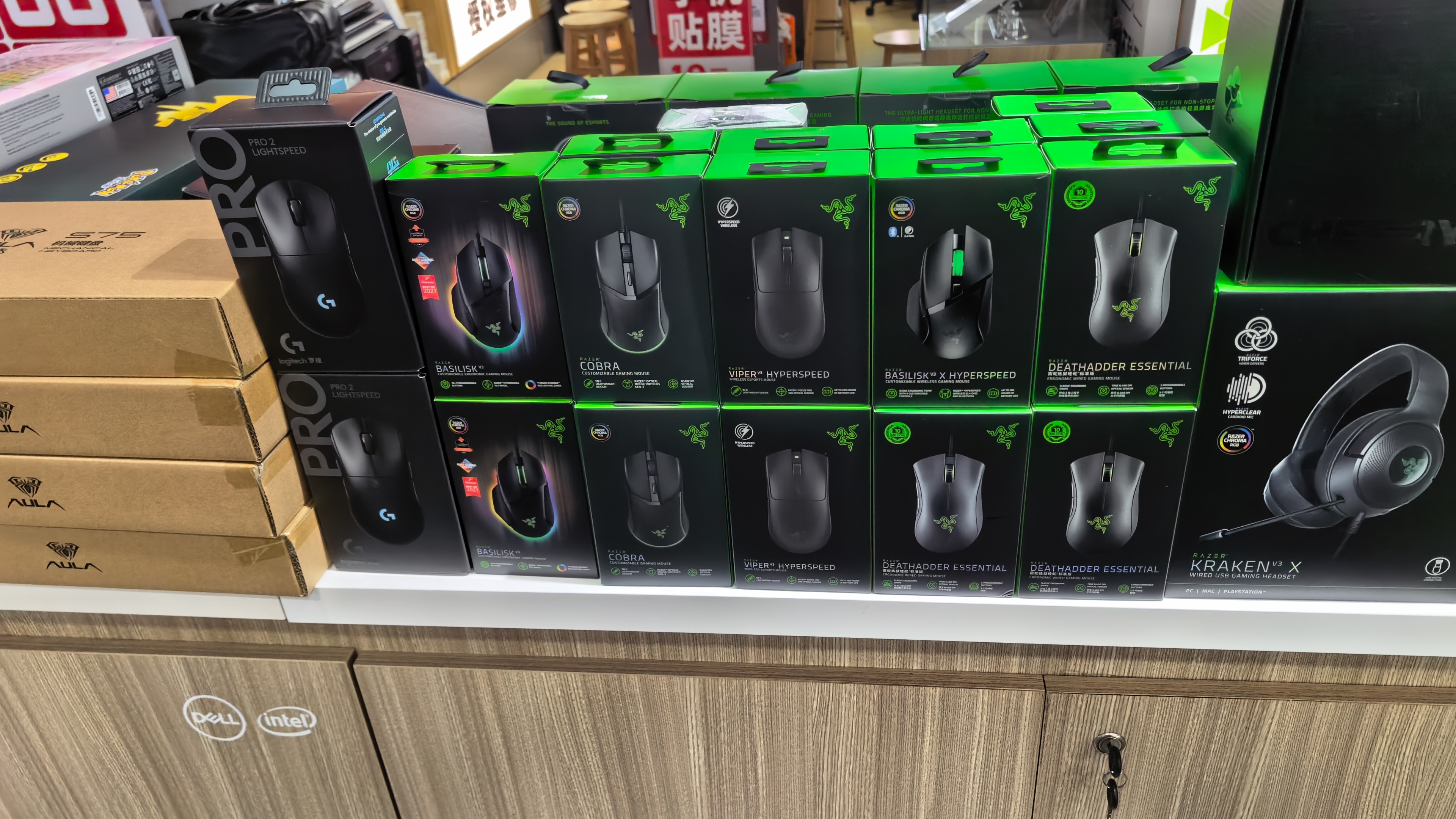 雷蛇（Razer）旋风黑鲨V2X 有线头戴式电竞游戏耳机耳麦 被动降噪 吃鸡神器 绿色 适配三角洲行动 实拍图