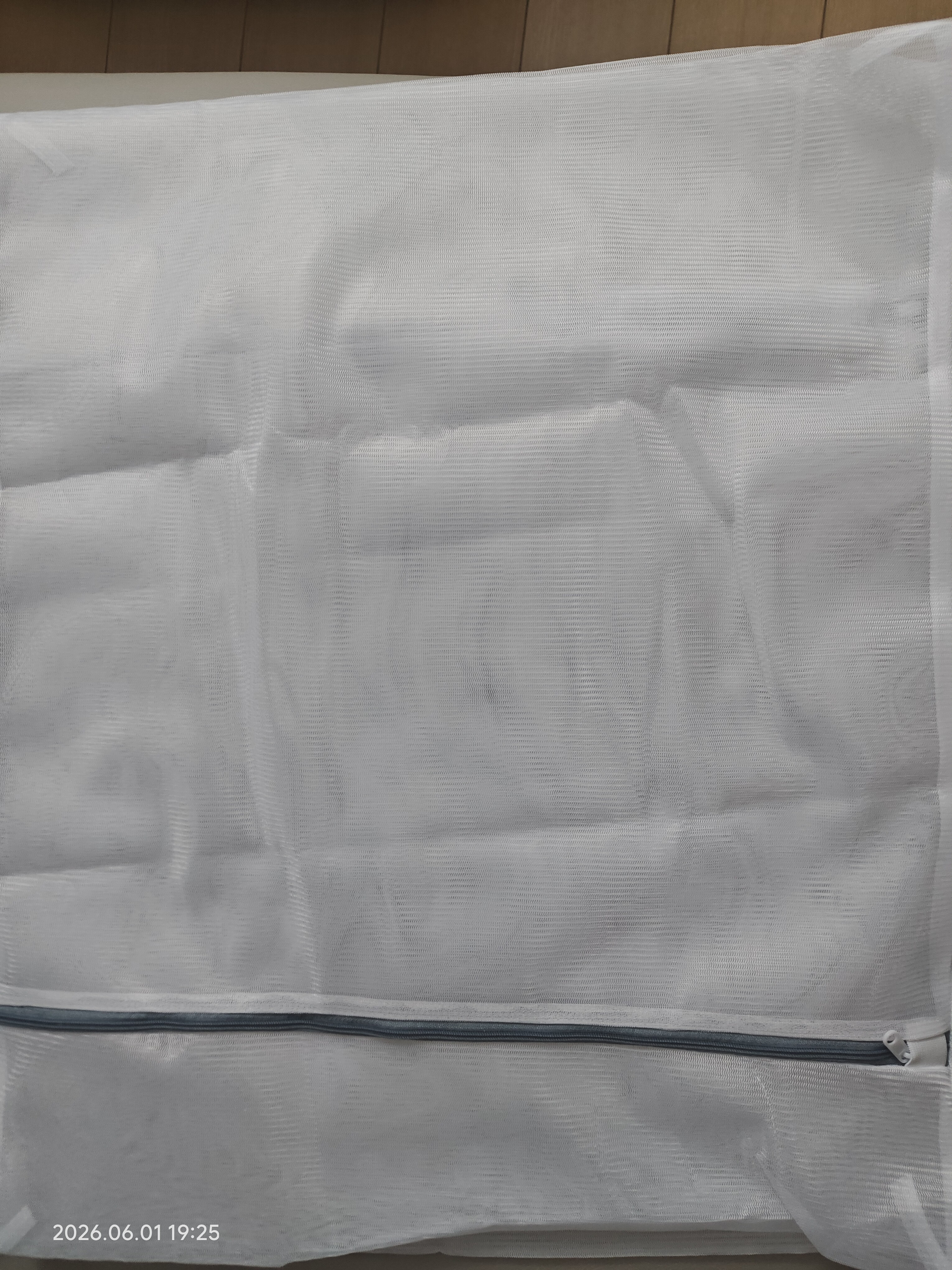 洗衣袋护洗袋文胸毛衣家用洗衣机机洗专用细网防变形网袋小号网兜 4件套【特大+大号+中号+小号】 细网-（网口密洗常规衣） 实拍图