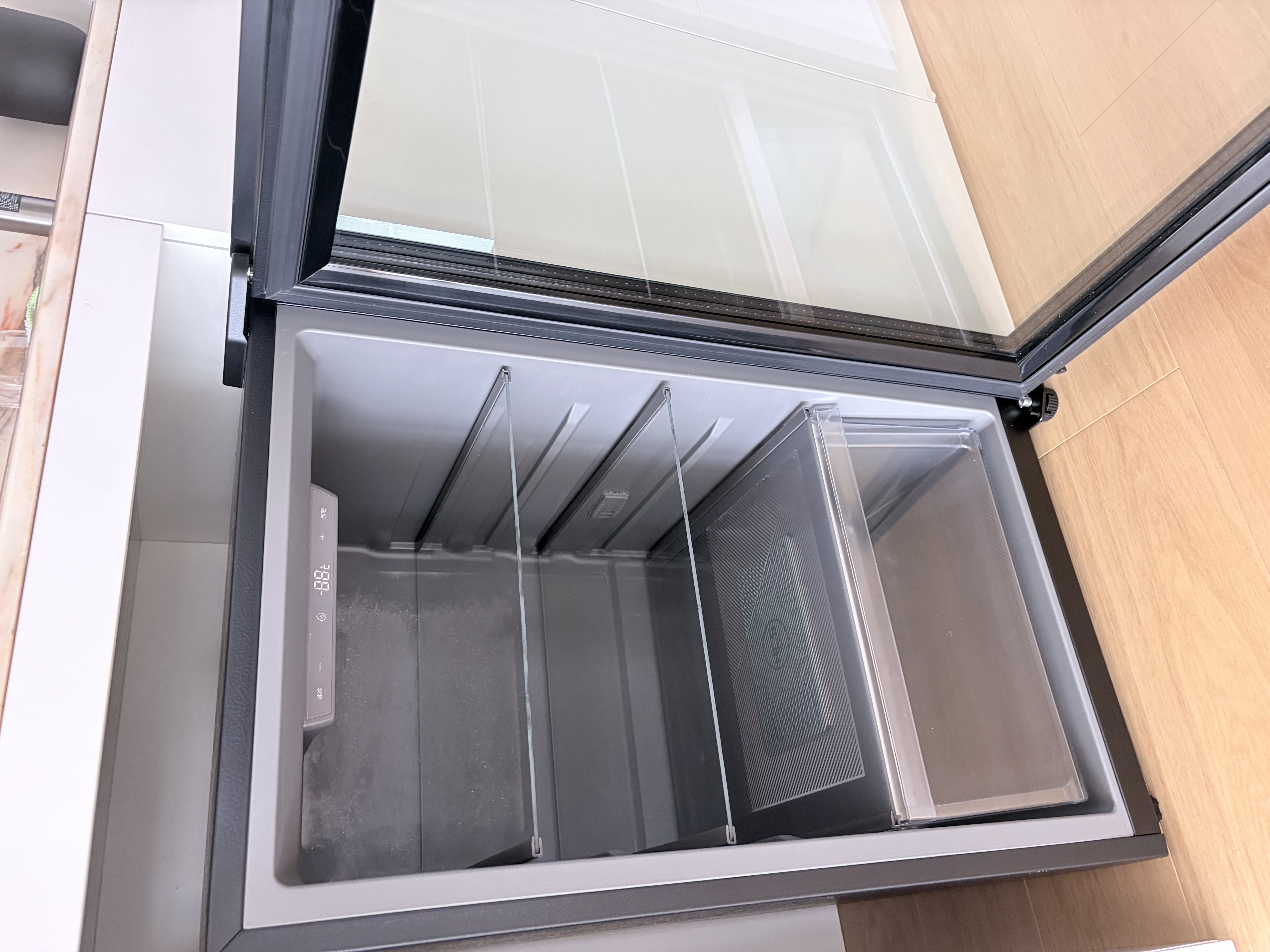 海尔（Haier）冰吧家用透明玻璃门小型冰吧客厅办公室冰箱饮料茶叶冷藏柜水果保鲜柜 红酒柜 立式冷柜客厅冰吧 108升全冷藏/新一级能效超省电 108L 实拍图