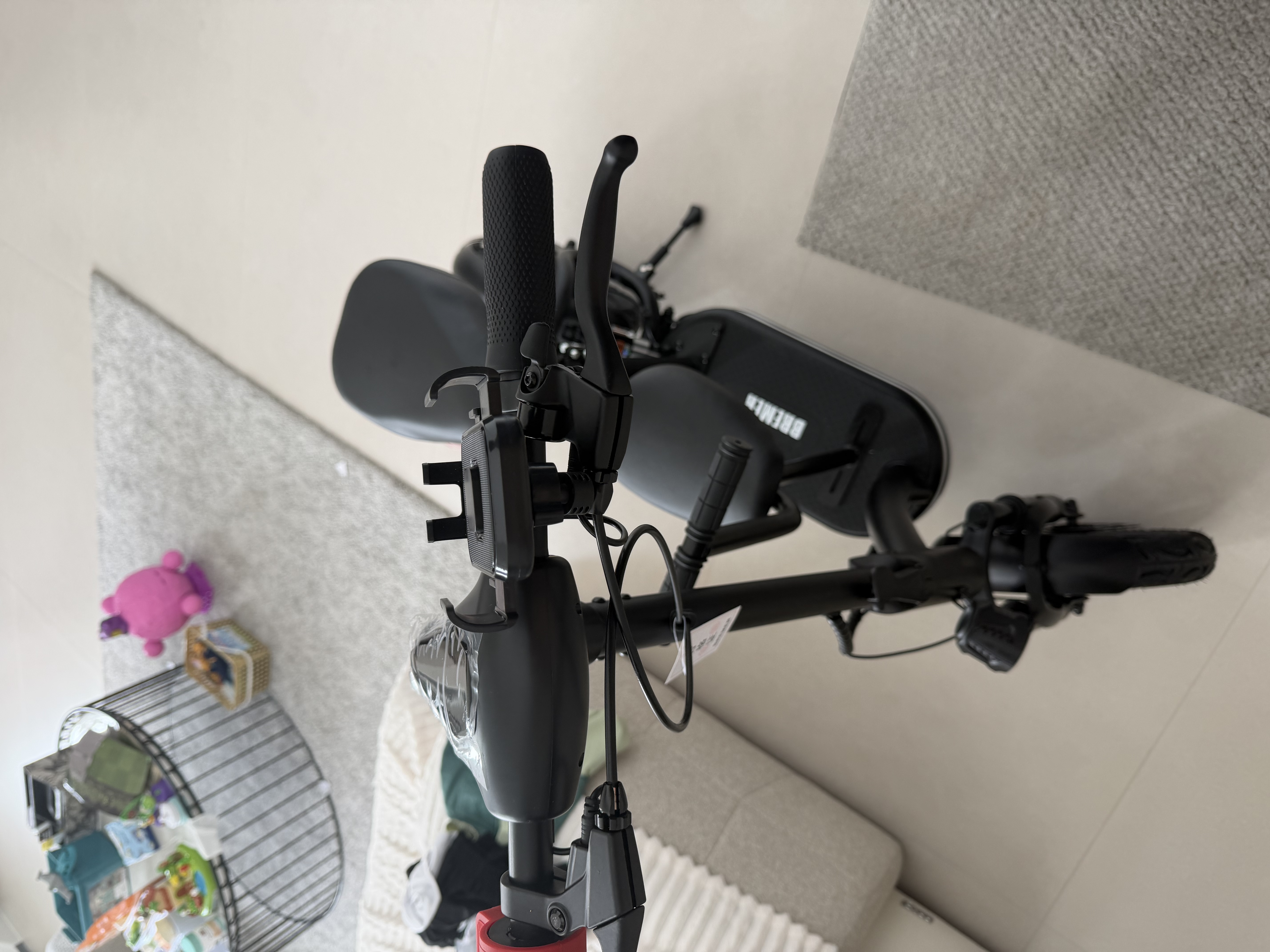 bremer电动滑板车迷你小型折叠电动锂电池电瓶车站骑坐骑便携代步车S12 上市品牌锂电/约80-100公里 实拍图