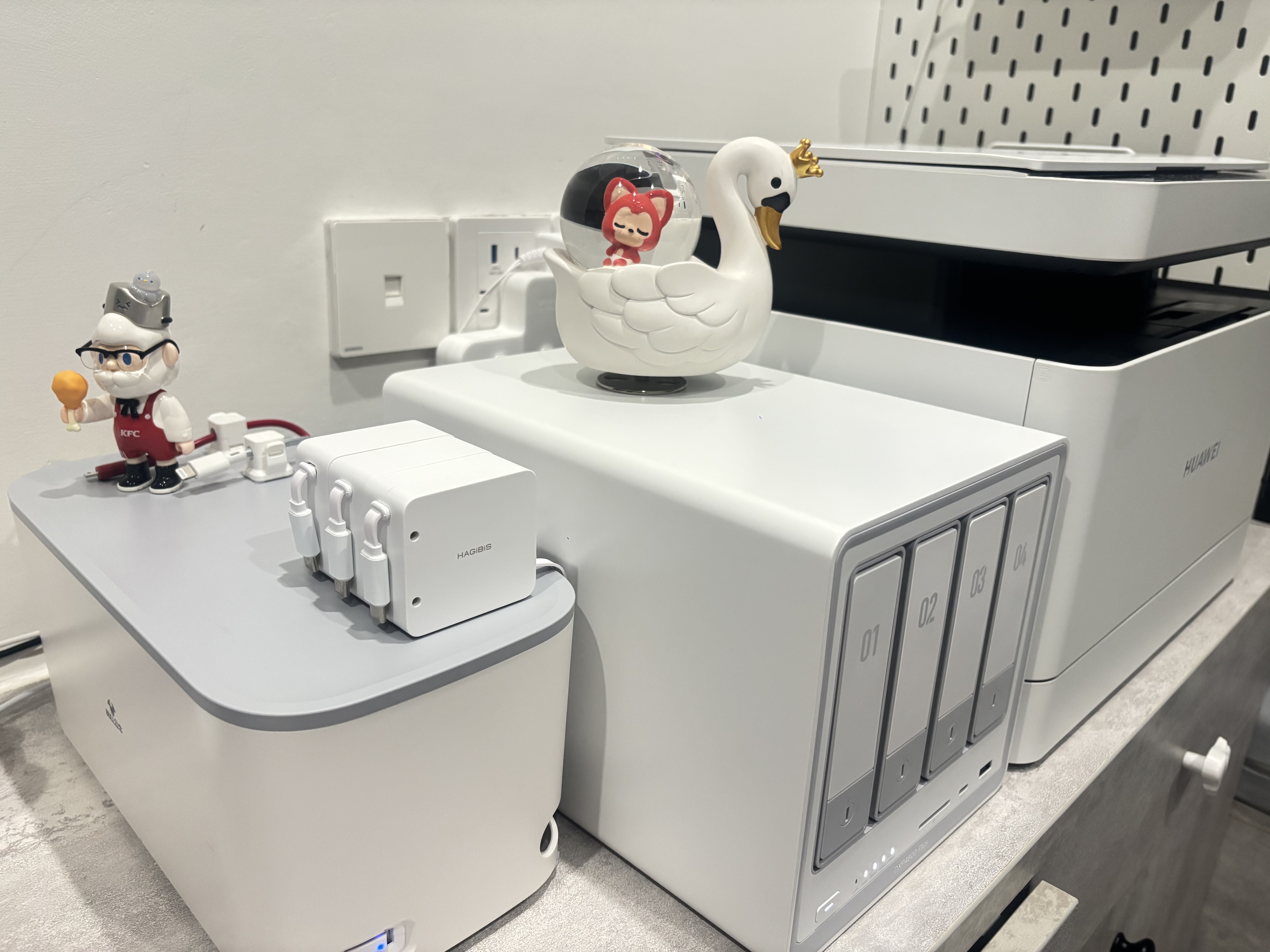 绿联私有云DXP4800 Plus 16G四盘万兆NAS网络存储服务器家庭个人硬盘AI相册文件数据备份适用iPhone18 实拍图