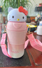 三丽鸥（SANRIO）HelloKitty公仔背带保温杯316不锈钢吸管皮套生日礼物560ml 实拍图