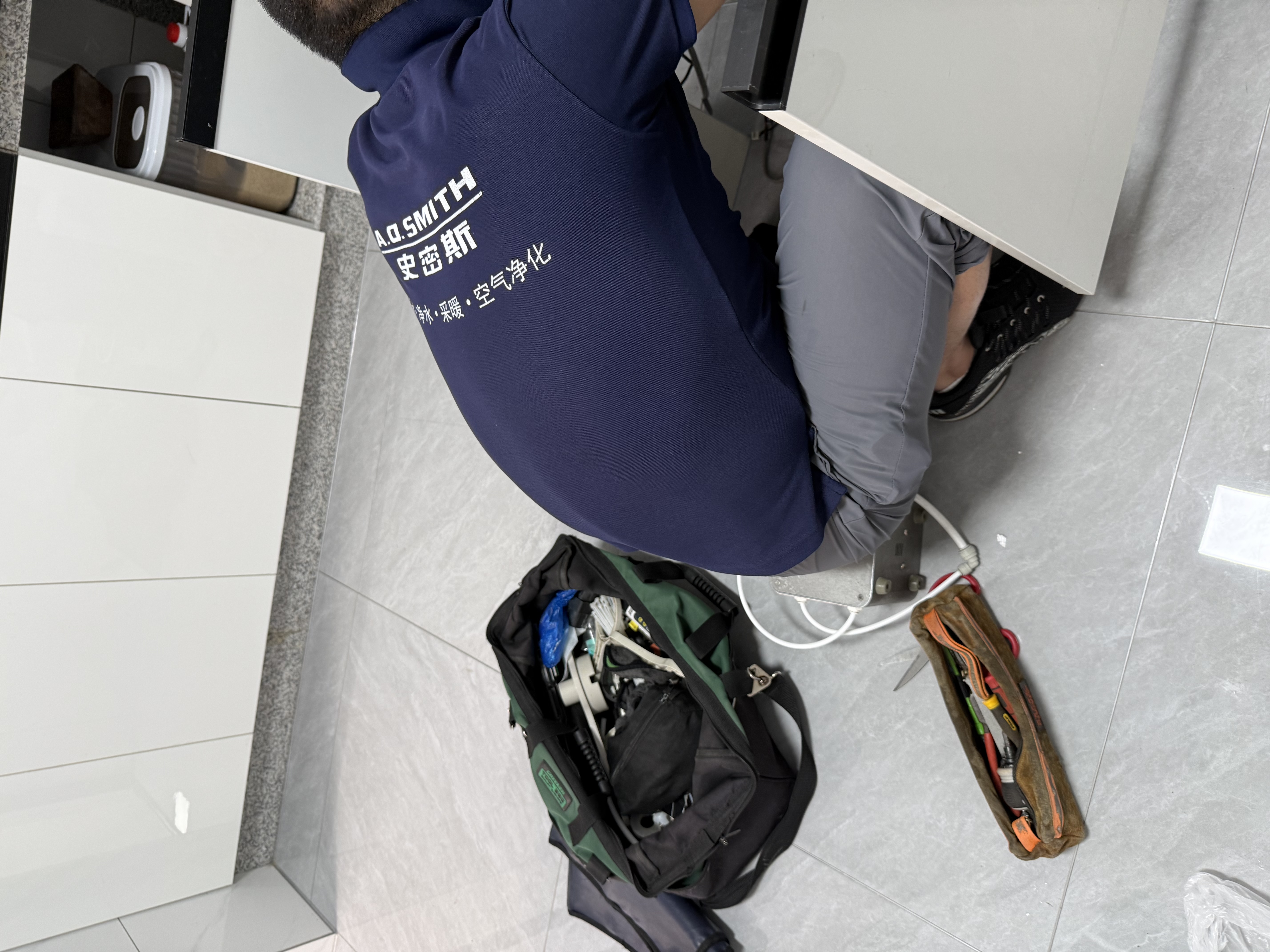 史密斯（A.O.SMITH）佳尼特净水器 蓝鲸1200G 家用净水器厨房专用台下用净水机直饮一体机 小体积CR2500BM1 实拍图