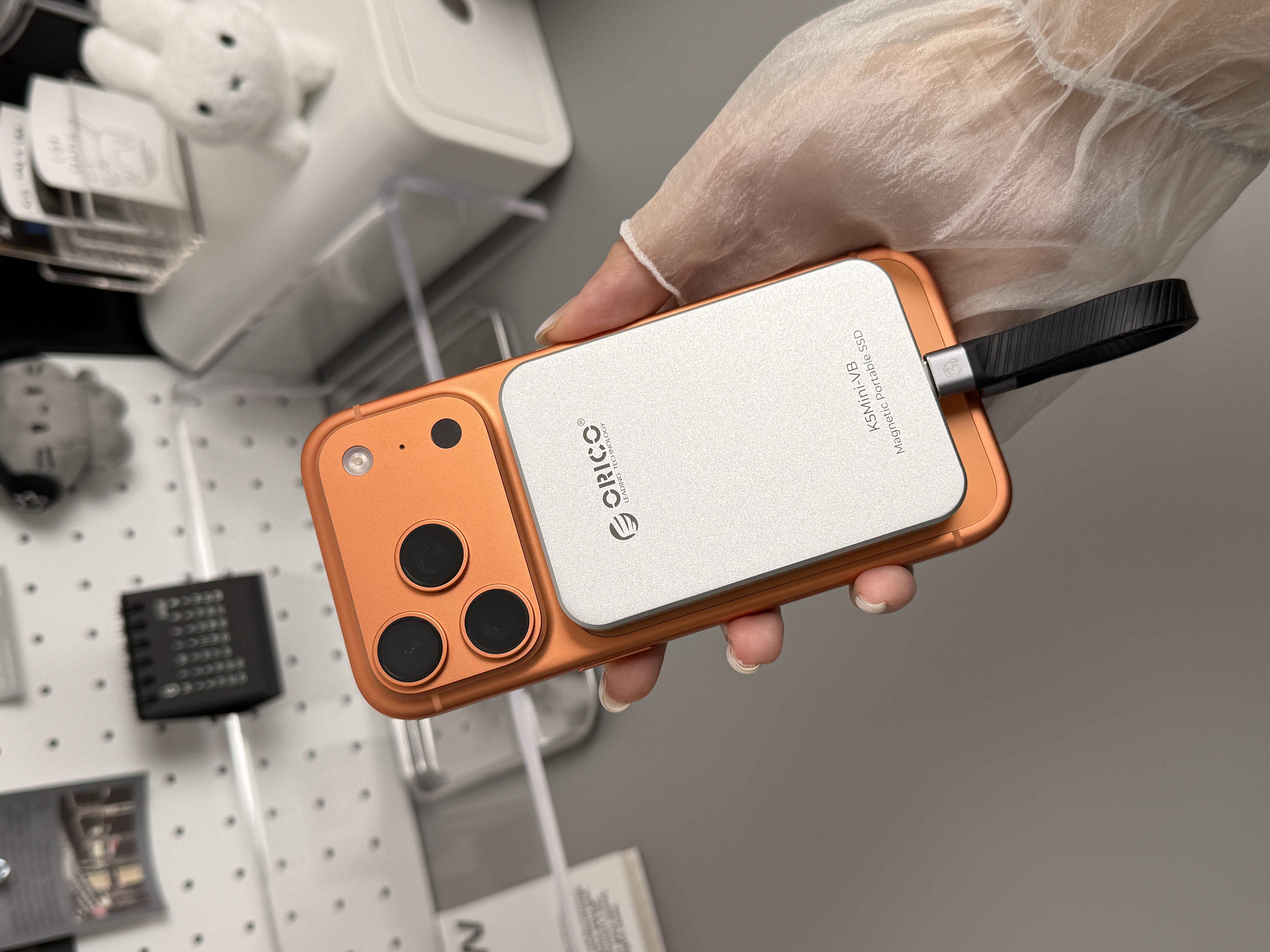 奥睿科（ORICO）480GB 磁吸移动固态硬盘 手机移动硬盘即插即用 PSSD适用苹果手机平板笔记本电脑扩容 K5mini 实拍图