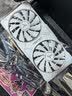 盈通（yeston）GeForce RTX 5060 8GB 大地之神 GC GDDR7 DLSS 4.5 电竞光追游戏AI智能学习电脑独立白色显卡 实拍图