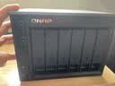 威联通（QNAP）Qu605家庭存储 16G内存 六盘位网络存储NAS私有云 AI相册手机备份 网盘互联文件服务器 实拍图