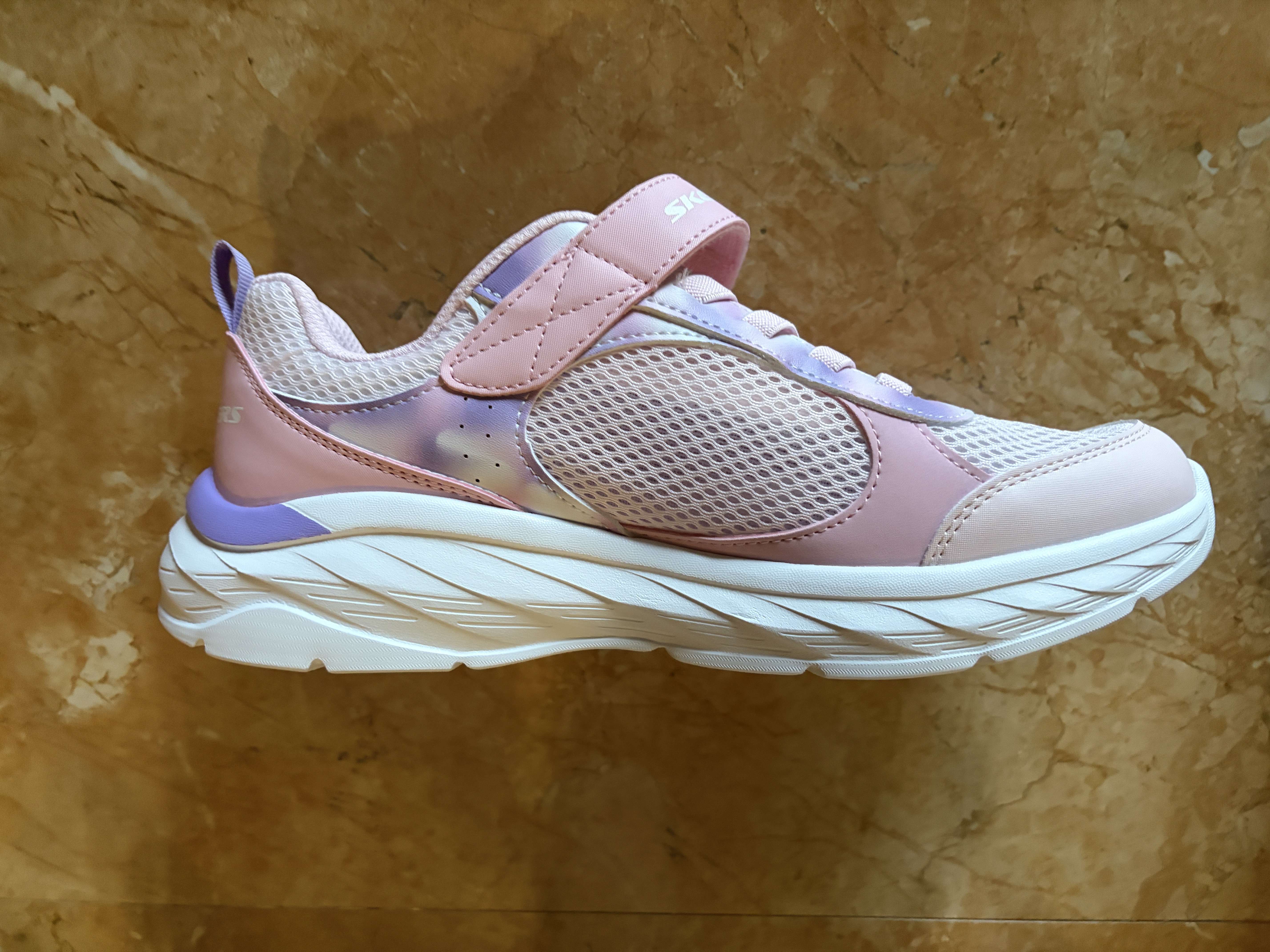 Skechers斯凯奇逐风体训鞋百搭舒适儿童时尚运动鞋休闲鞋303978L 实拍图