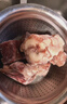 龙大肉食黑猪棒骨2斤 免切带骨髓猪筒骨猪大骨头≥30%带肉率 黑猪肉烧烤 实拍图