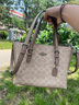 蔻驰（COACH）【品牌直供】女士MOLLIE中号斜挎手提托特包CV965礼物 实拍图