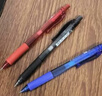 uni三菱【热门商品】 uni-ball UMN-105按动黑色中性笔0.5mm黑笔签字笔商务学生考试专用水性笔 1支 实拍图