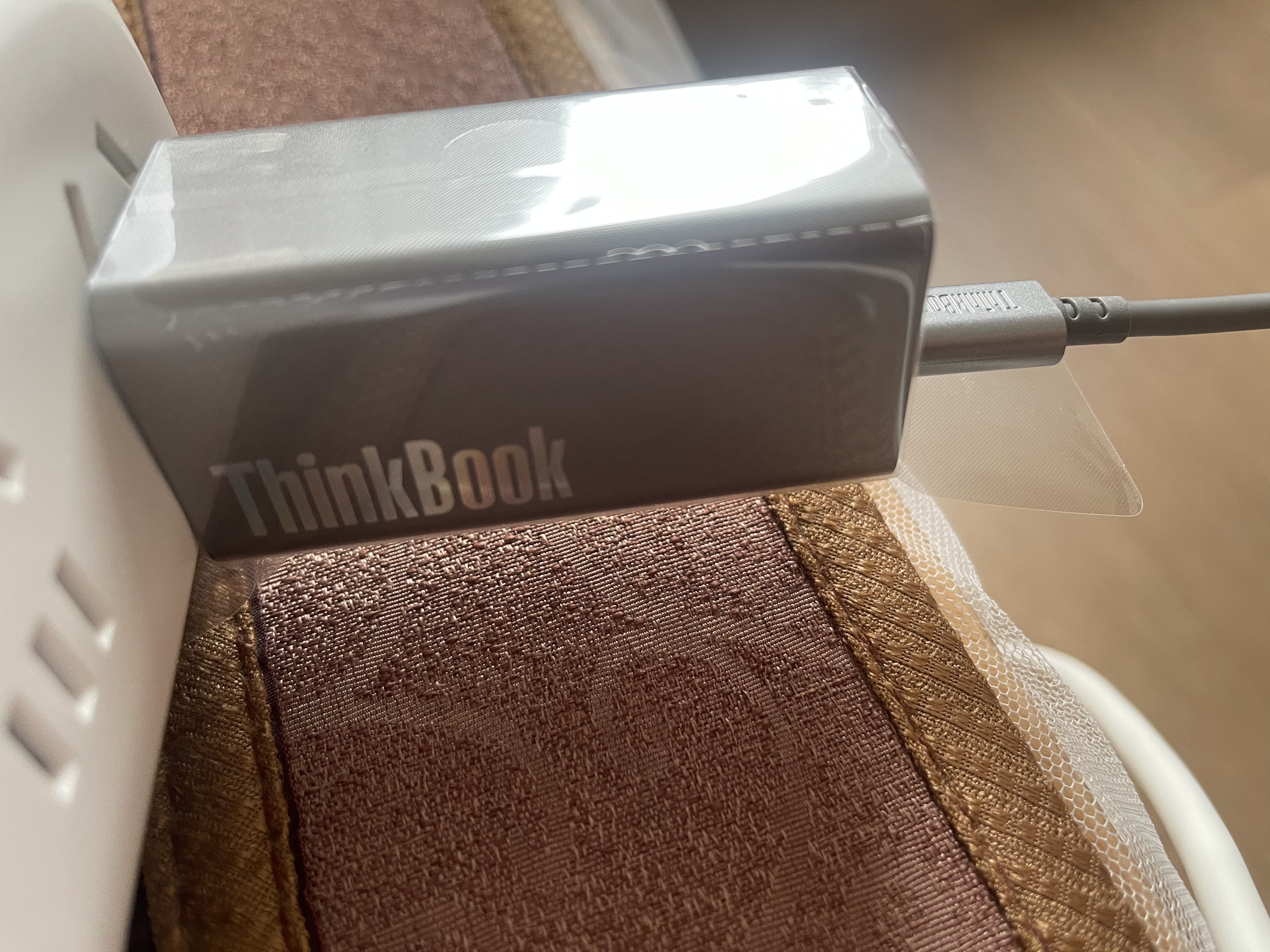 联想thinkplus口红电源氮化镓充电器Type-c快充适用拯救者小新苹果华为手机笔记本电脑适配器 【65W双口A+C】折叠插脚 银色 实拍图