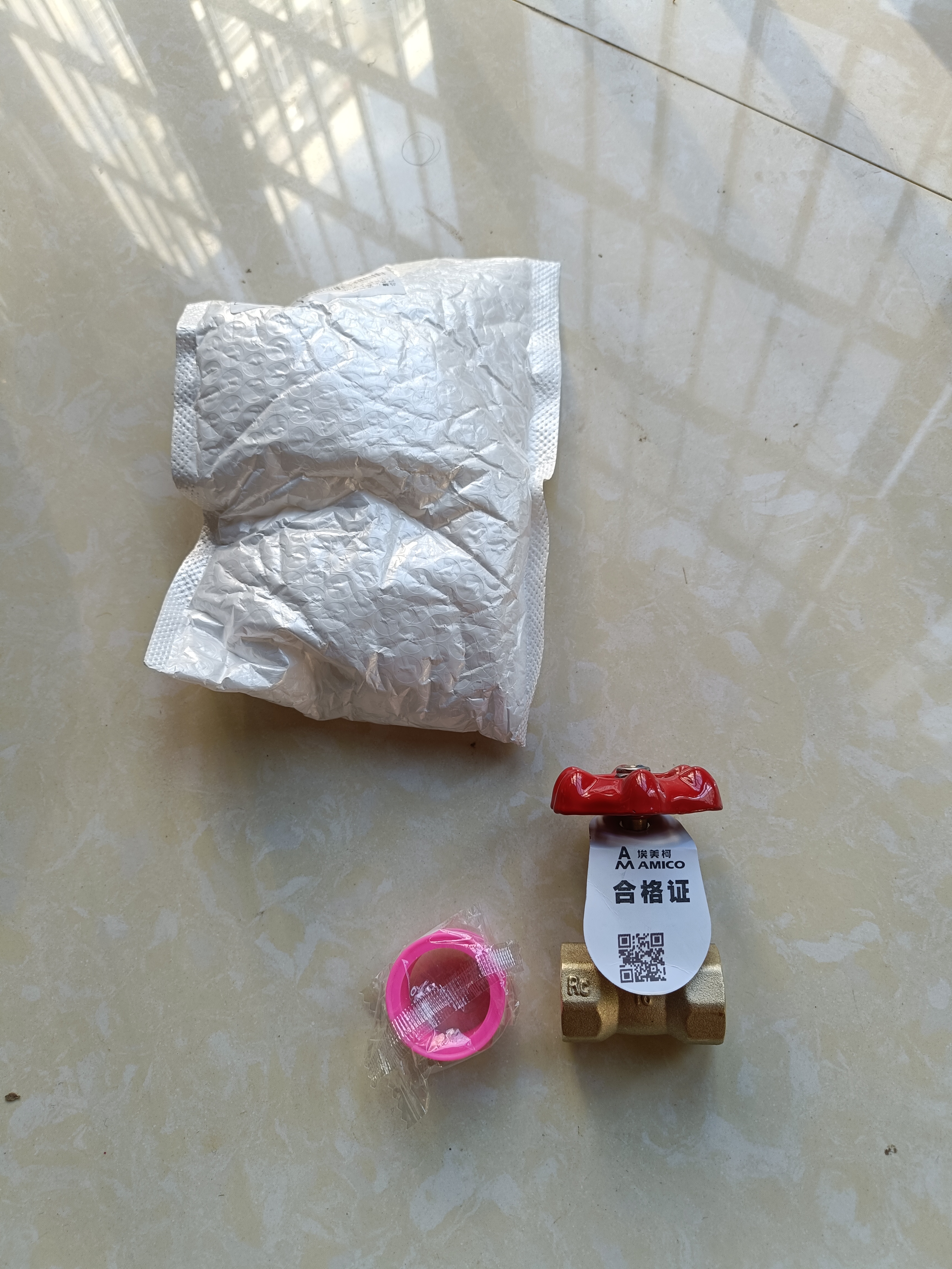 埃美柯 埃美柯ZK01-169黄铜闸阀 Z15W-16T内螺纹闸阀自来水阀门 DN15/4分 实拍图